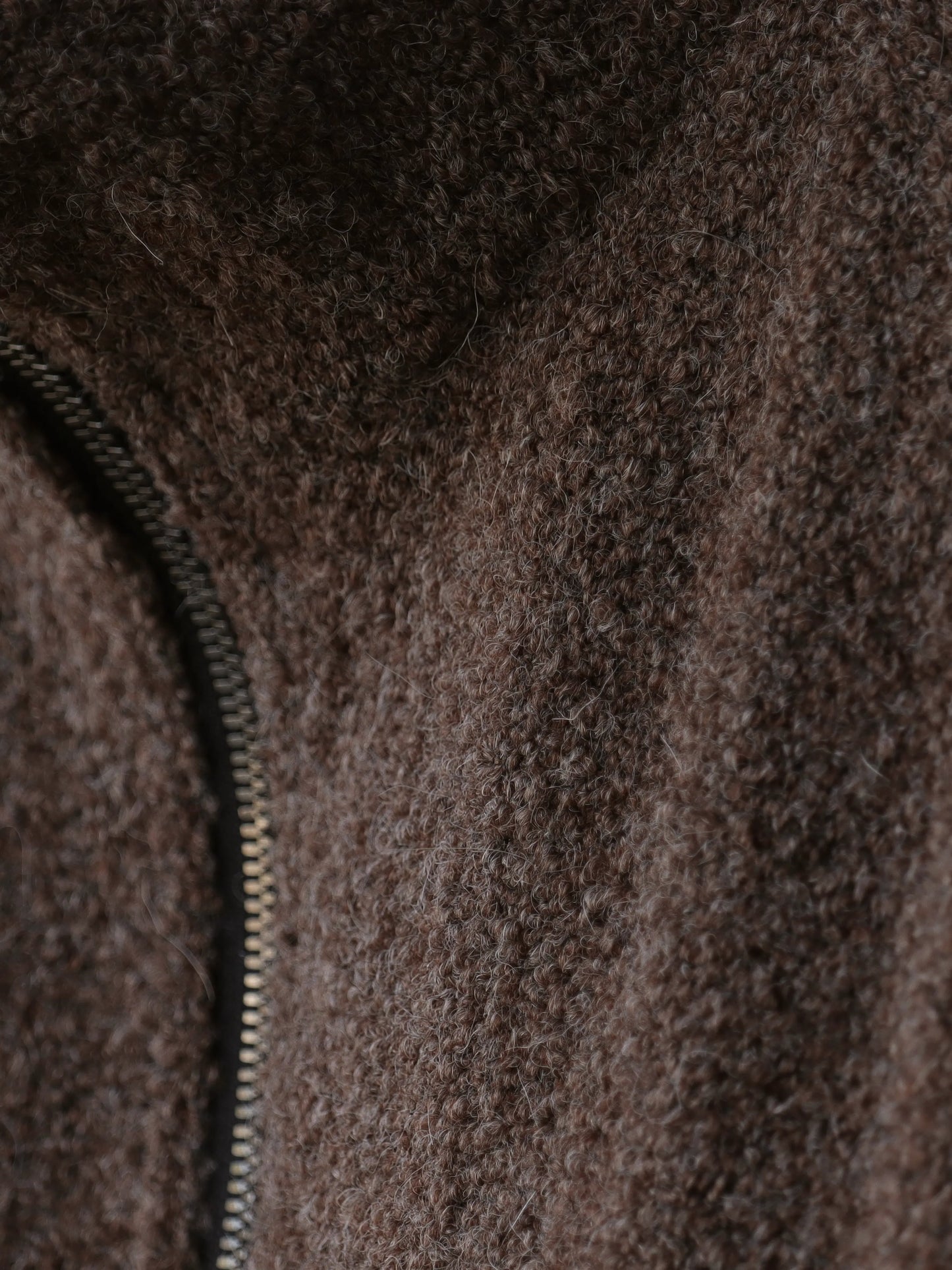 山内 | アルパカボア・ジッププルオーバー ash gray