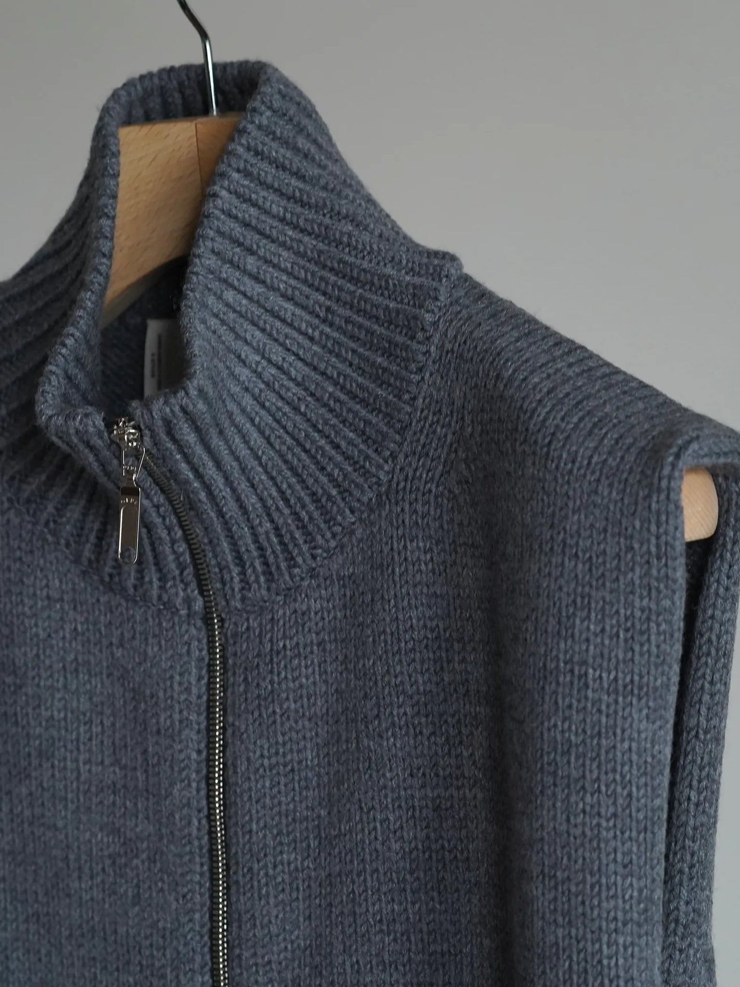 Olde H & Daughter | WOOL DRIVERS VEST CHARCOAL