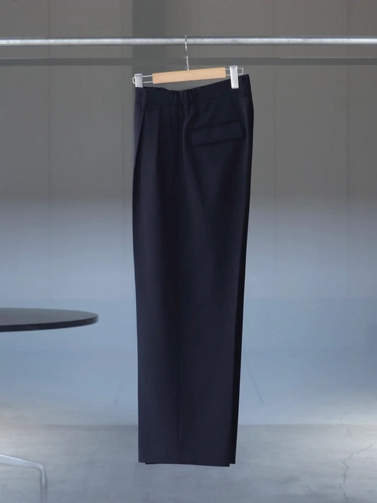 irenisa-two-tucks-wide-trousers-black-1