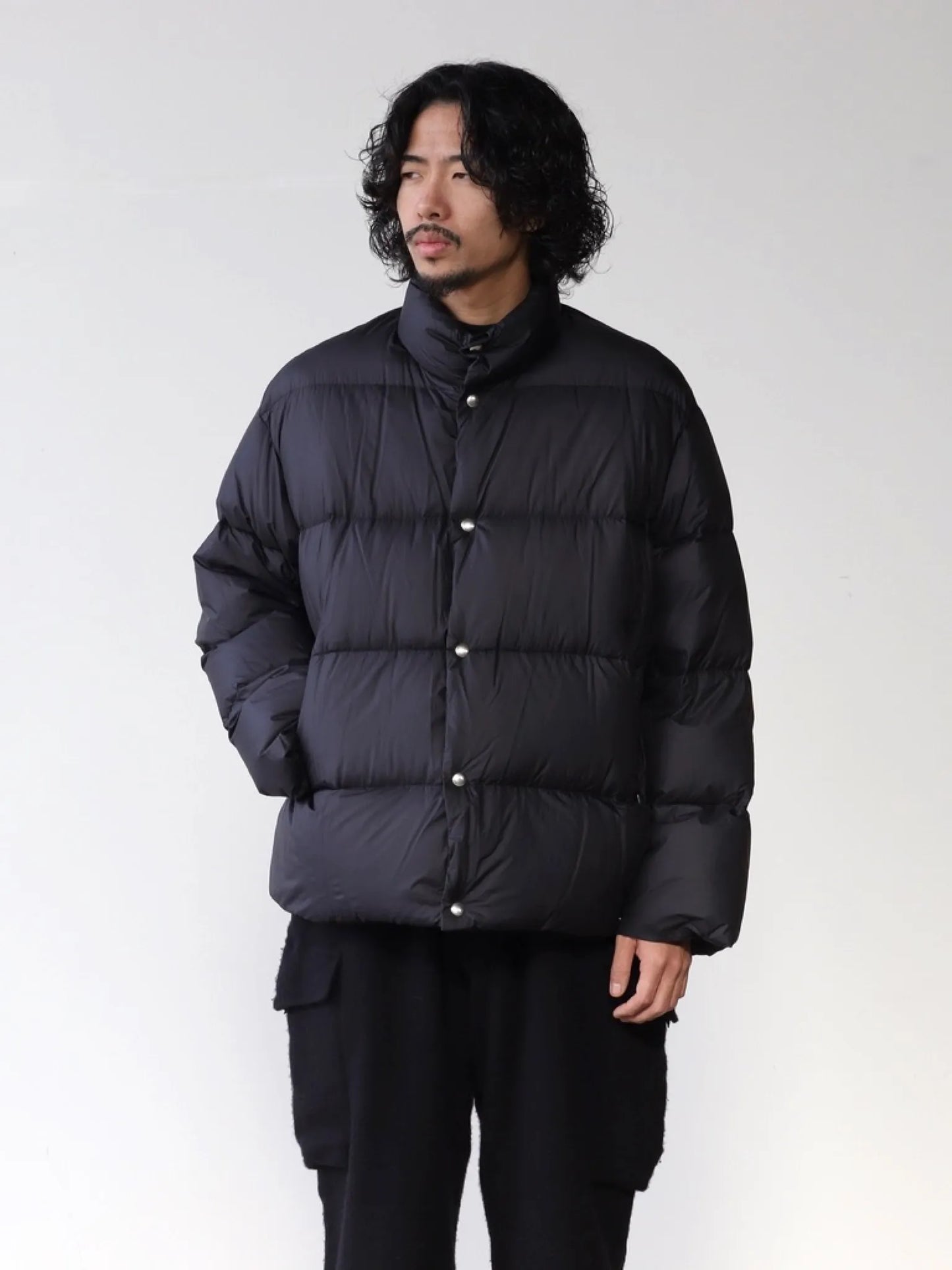 comoli-ダウン-ジャケット-black-1