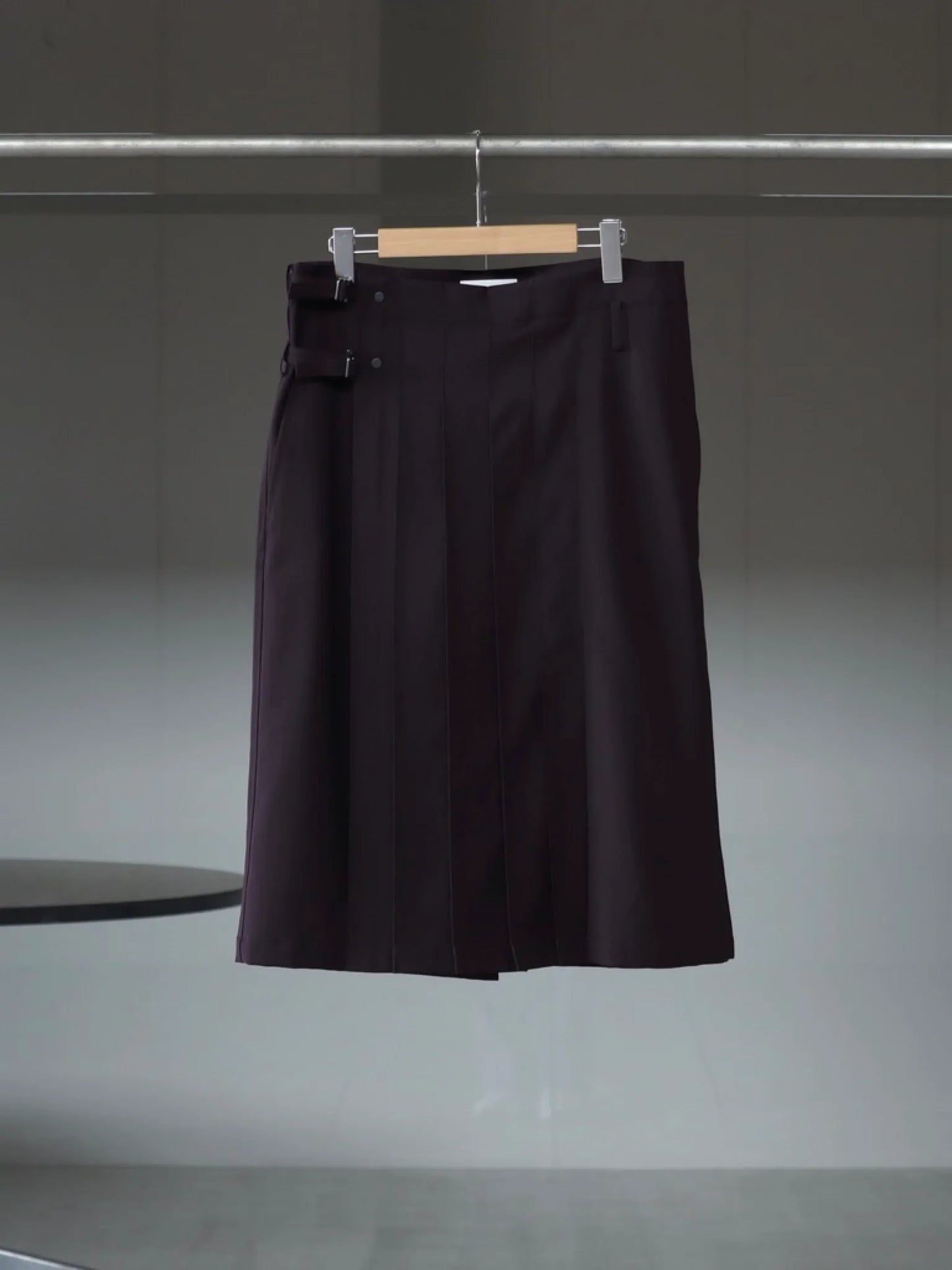 irenisa-pleats-wrap-skirt-burgundy-1