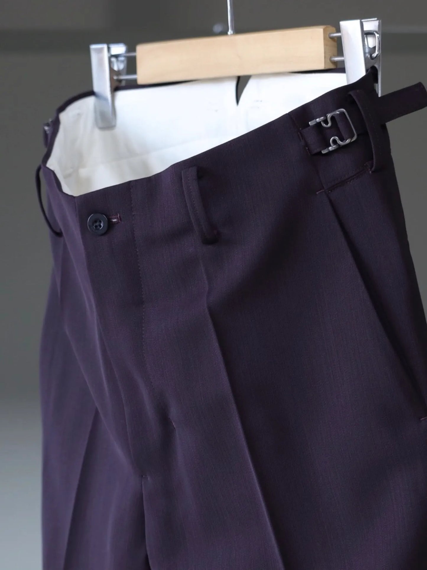irenisa-semi-flare-trousers-burgundy-4