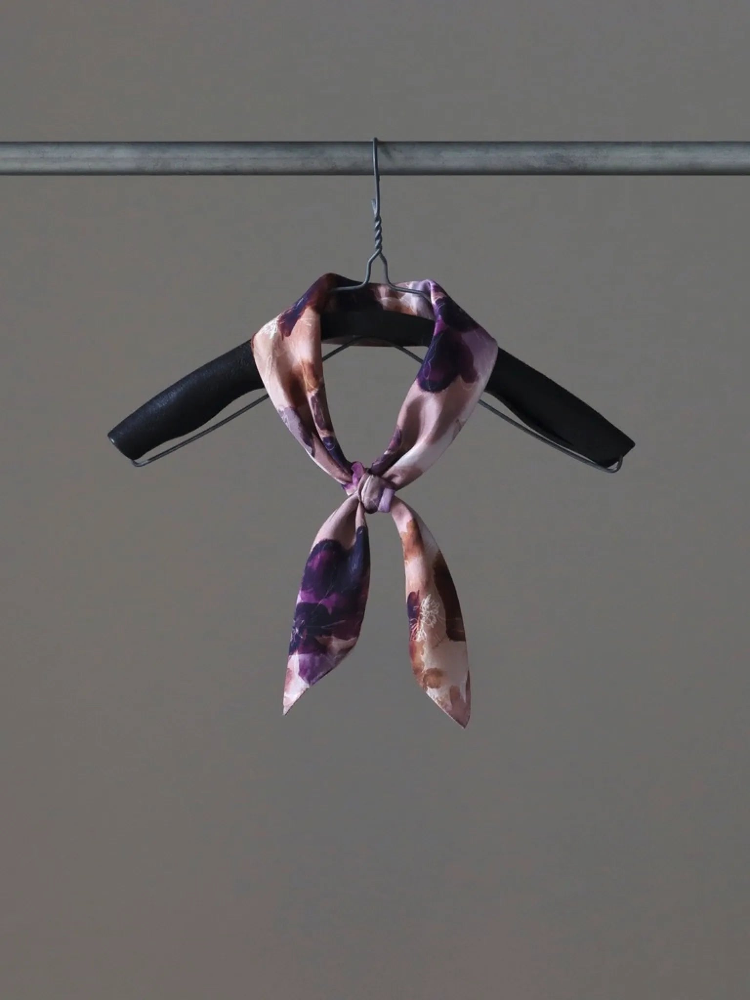 calmlence-scarf-pnk-pt-1