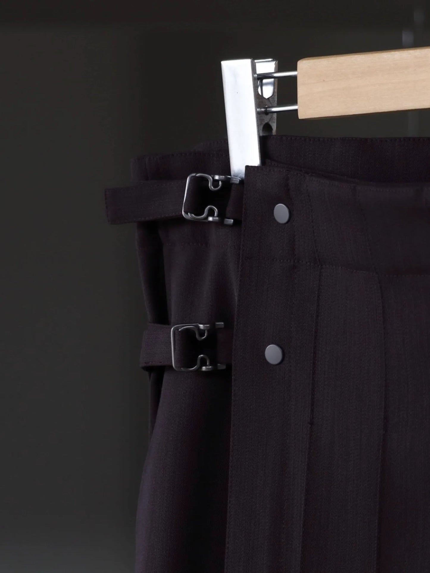 irenisa-pleats-wrap-skirt-burgundy-4