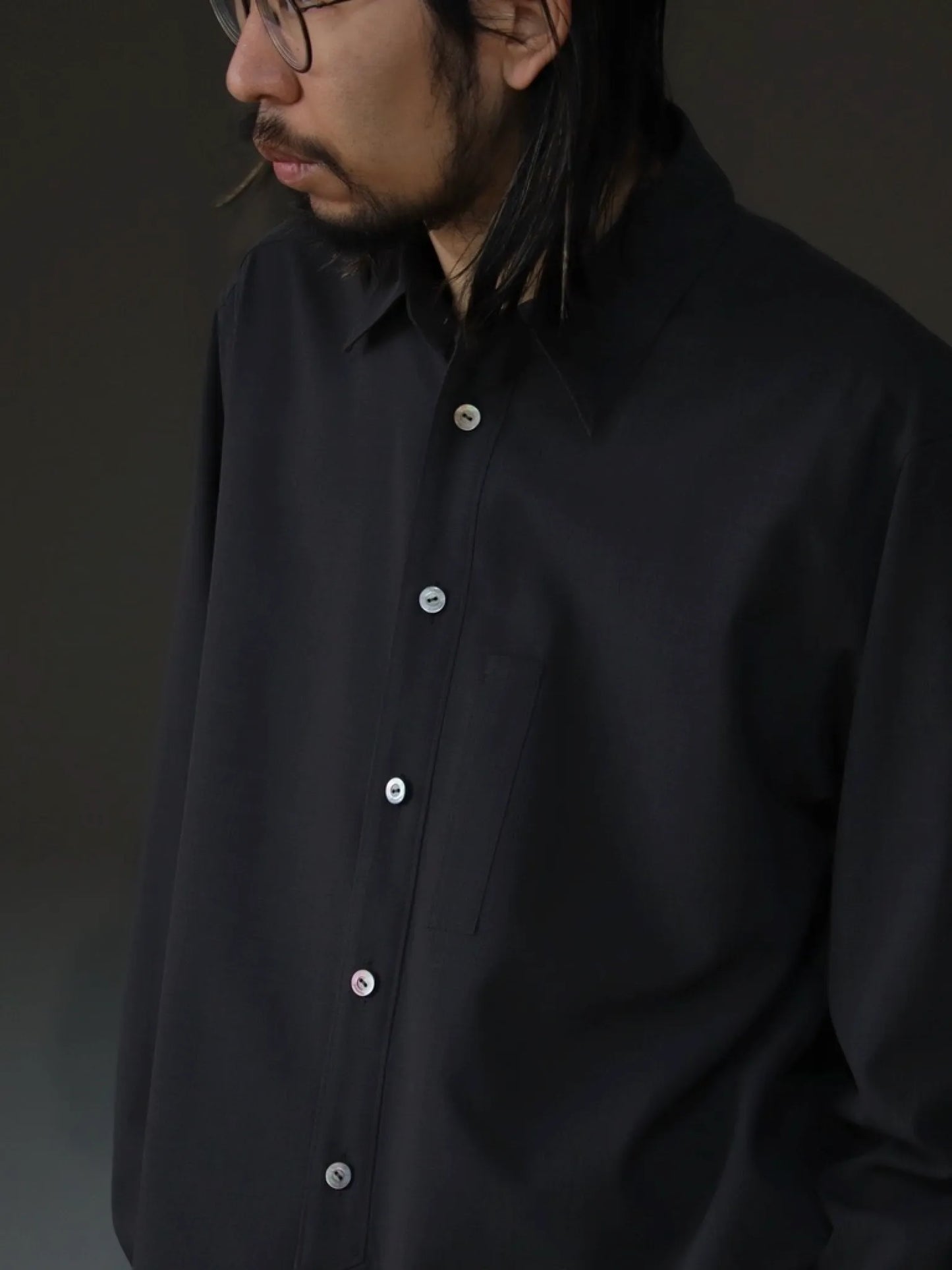 irenisa-middle-length-shirt-d-gray-8