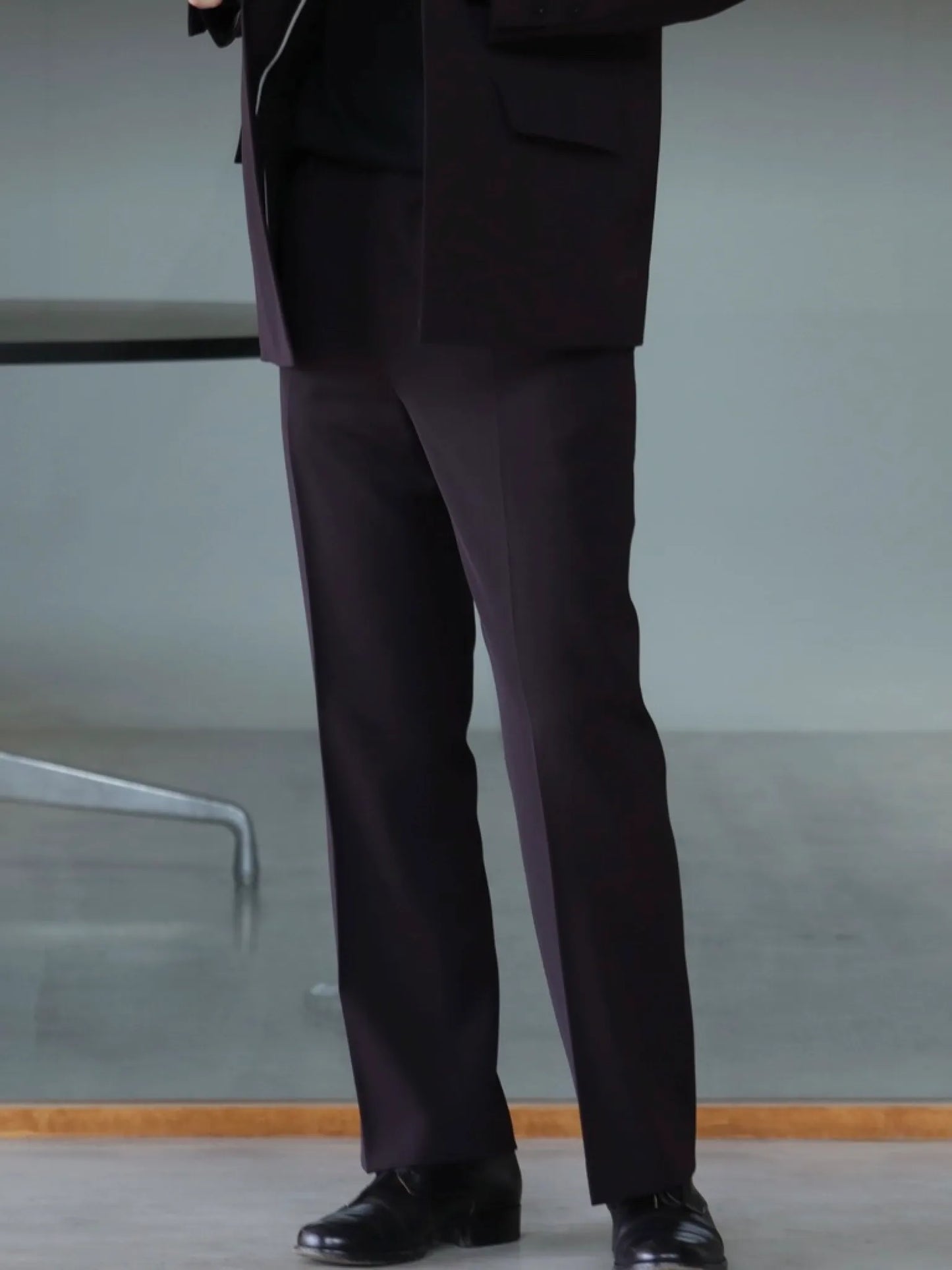 irenisa-semi-flare-trousers-burgundy-6