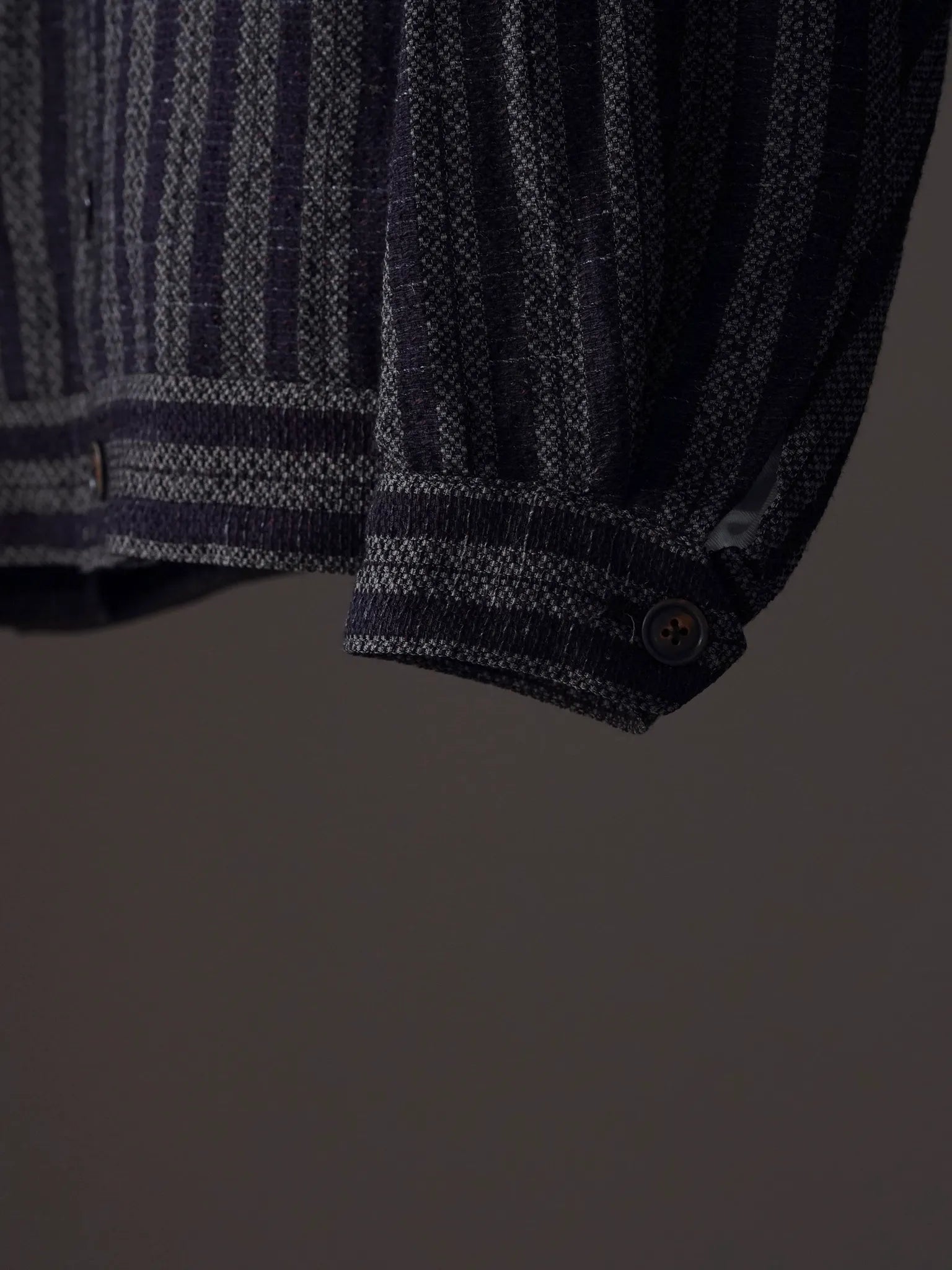 calmlence-military-jacket-dplst-7