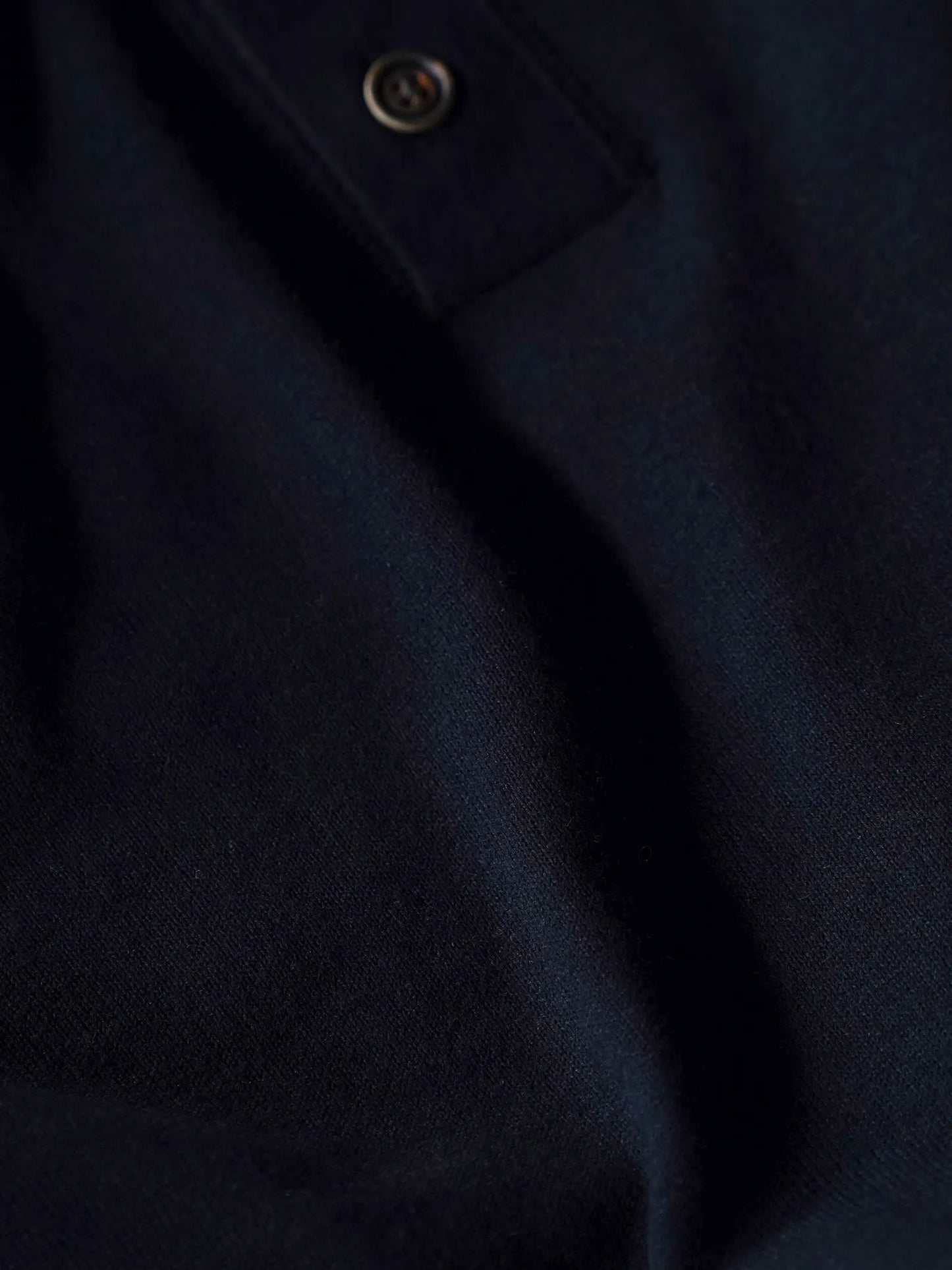 calmlence | HENLEY NECK LS T-SHIRT BLK