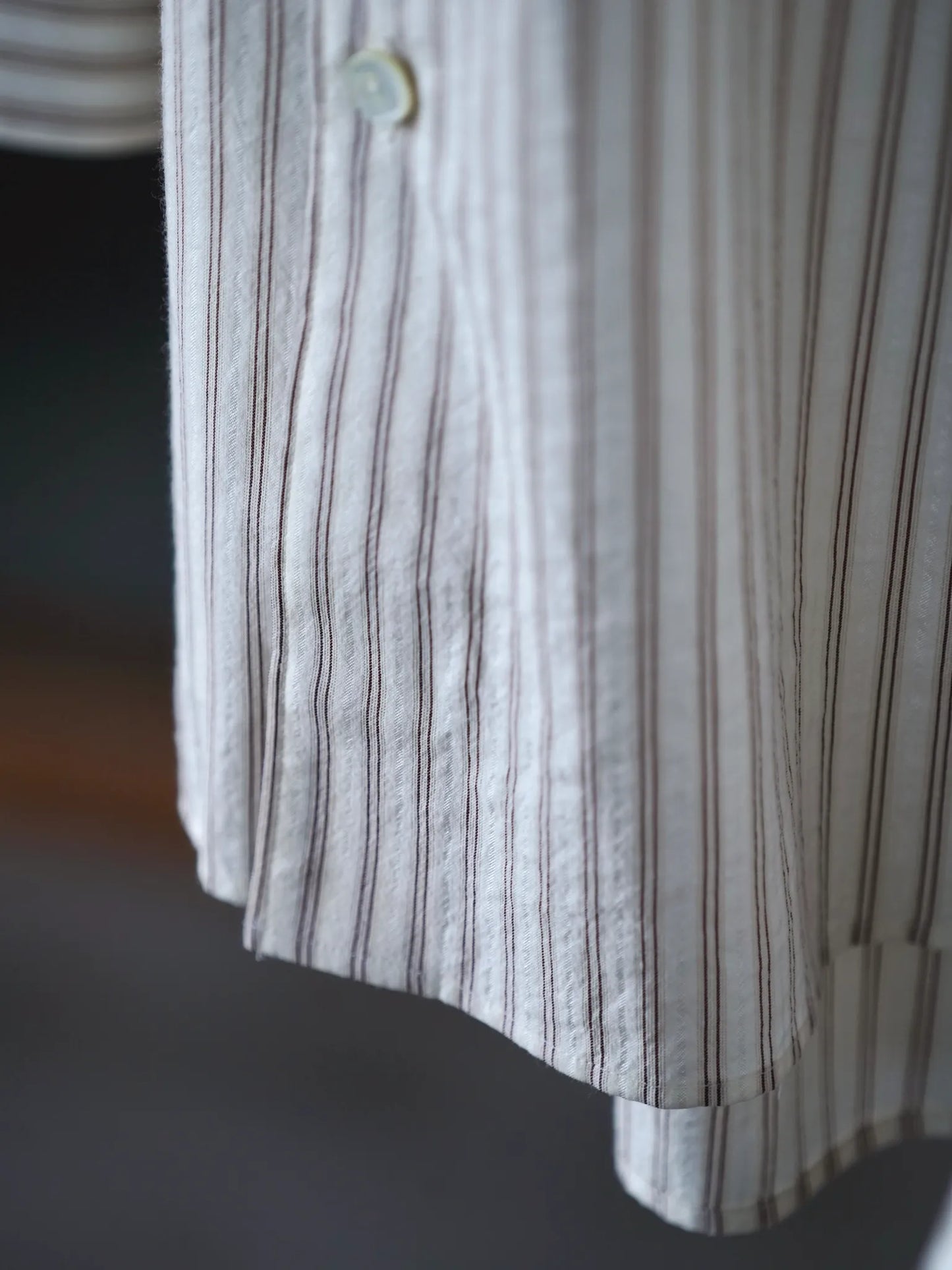 IRENISA | REGULAR COLLAR RELUX-FIT SHIRT BROWN STRIPE
