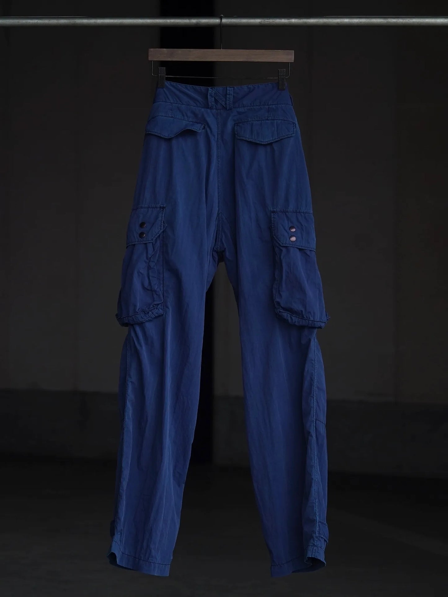 THE NULABEL | GARMENT DYED CARGO TRS NATURAL INDIGO