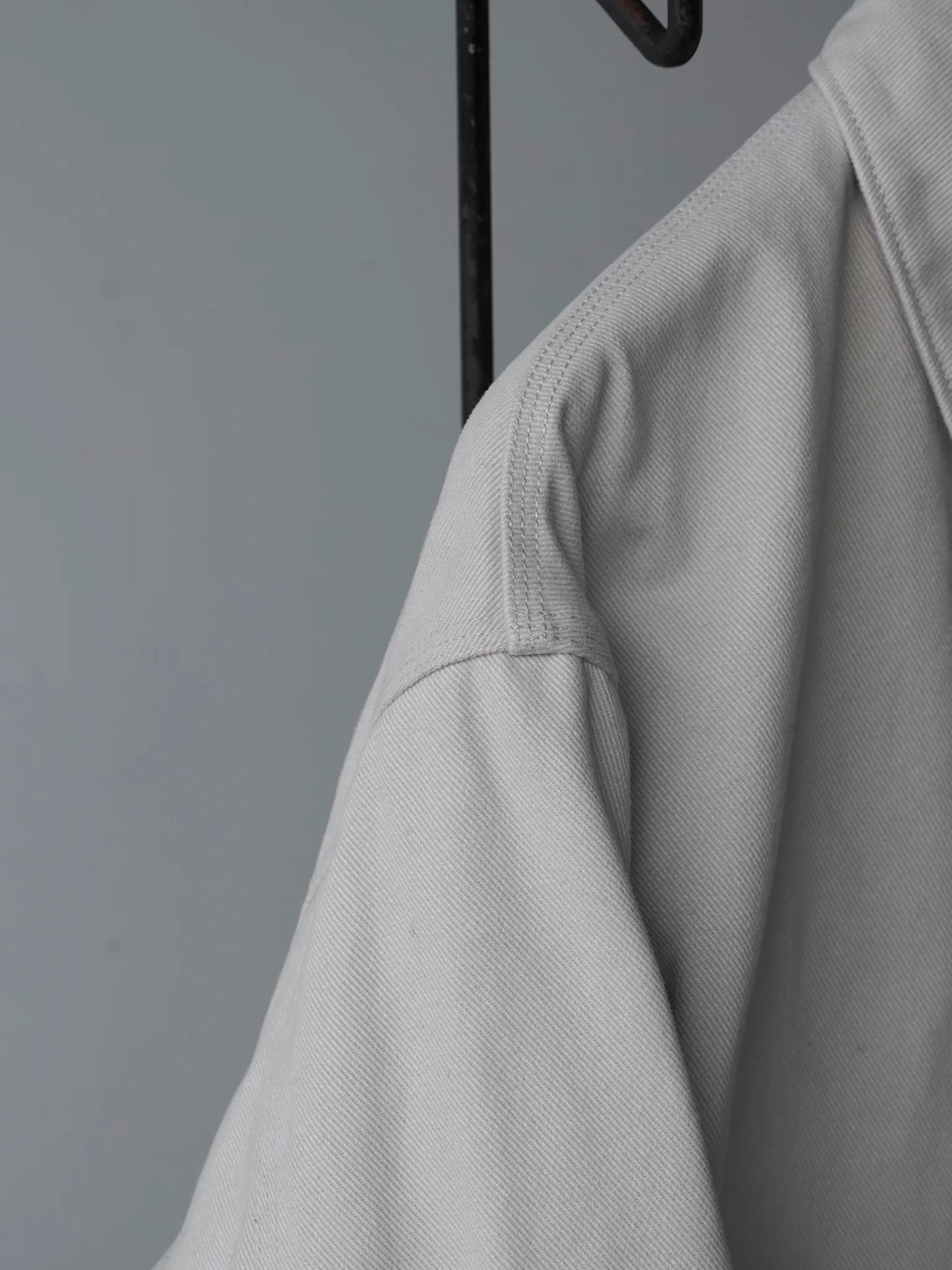 COMOLI | コットンツイル ジップショートジャケット IVORY