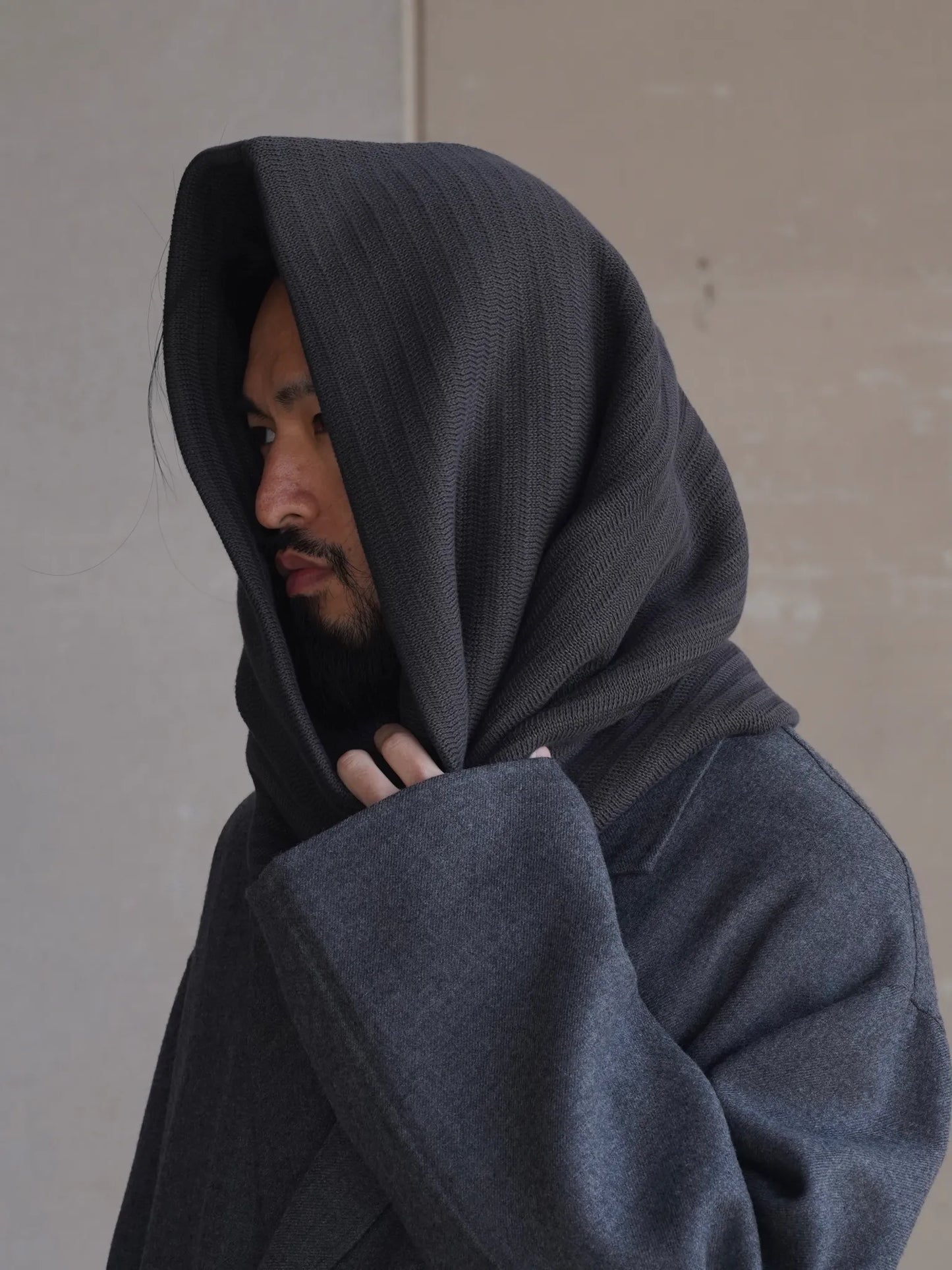 WONDER ROOM | "MARS" neck warmer v-gray