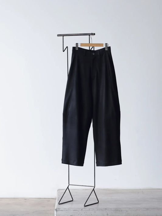 nomat-curve-pants-black-paint-black-1
