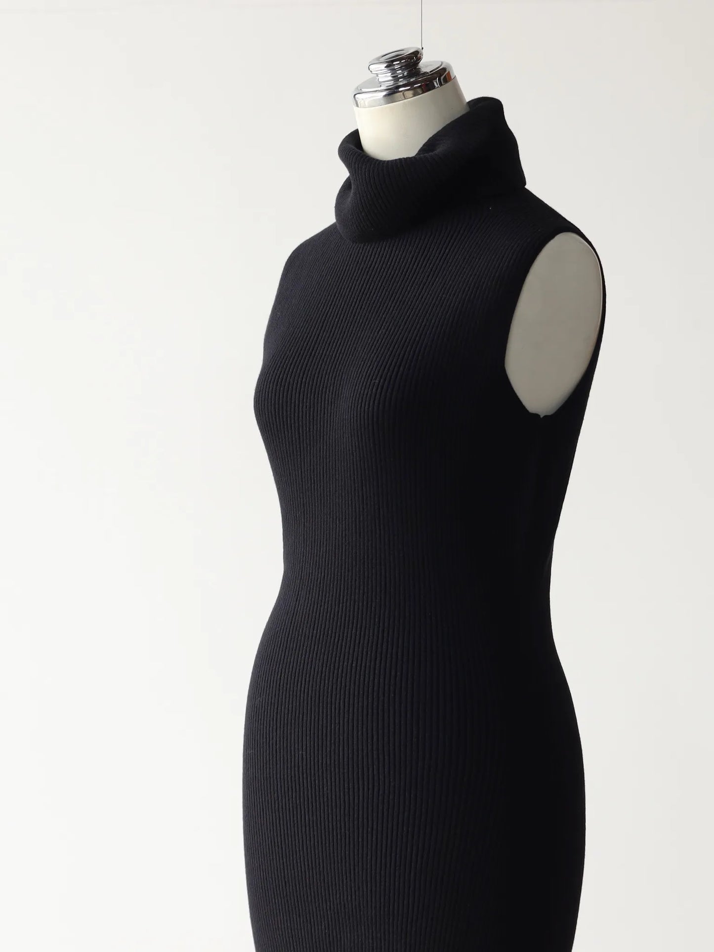 kakan-lib-nosleeve-dress-black-5