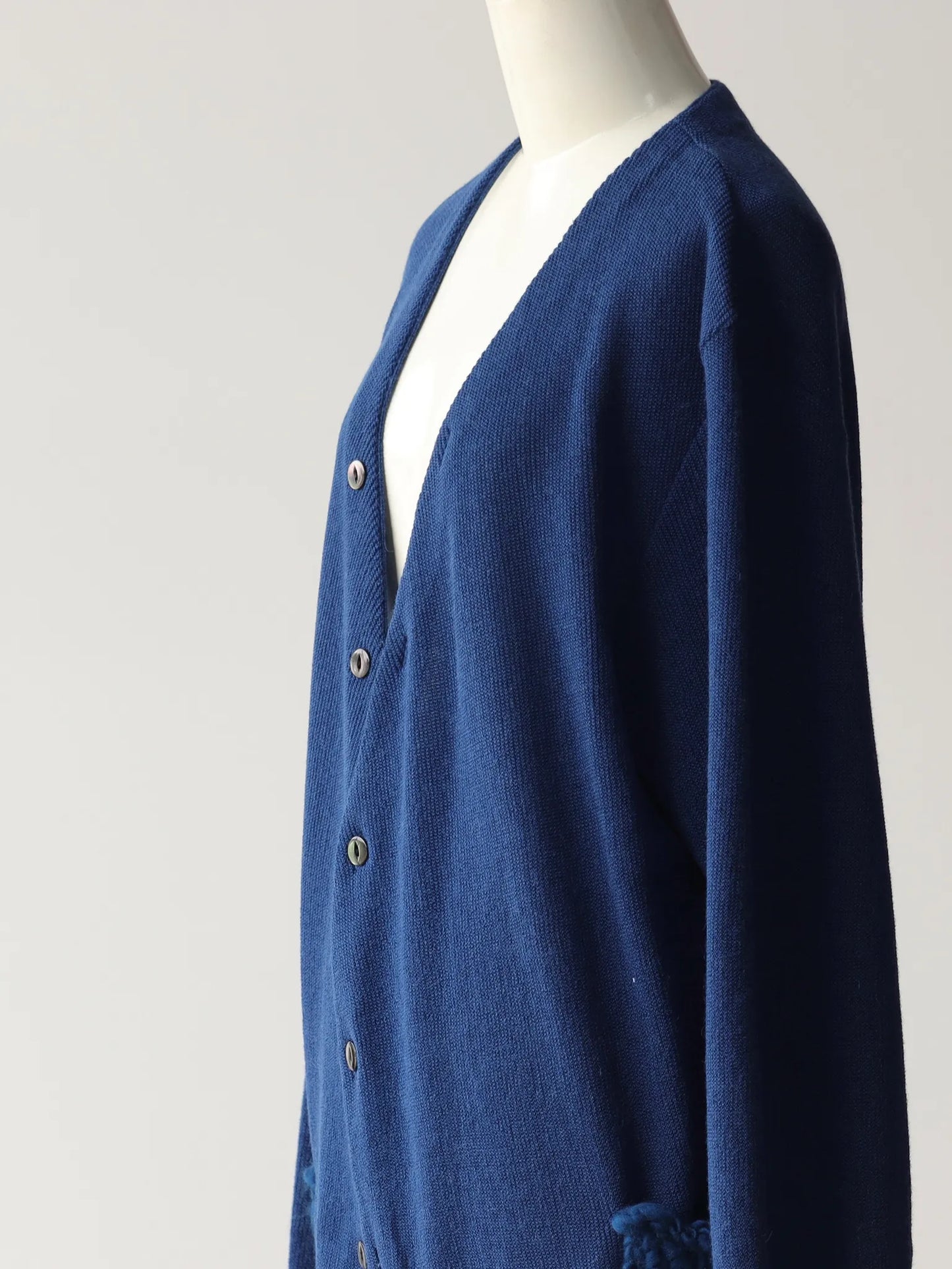kakan-handspun-pocket-cardigan-blue-2