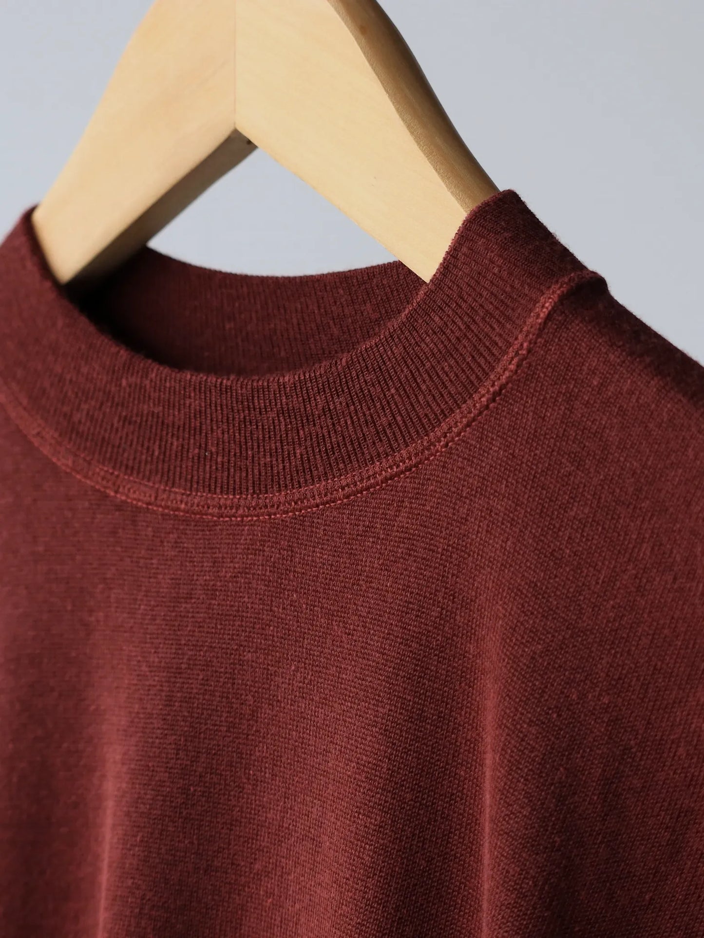medium-sportswear-warmup-top-shiny-wine-5