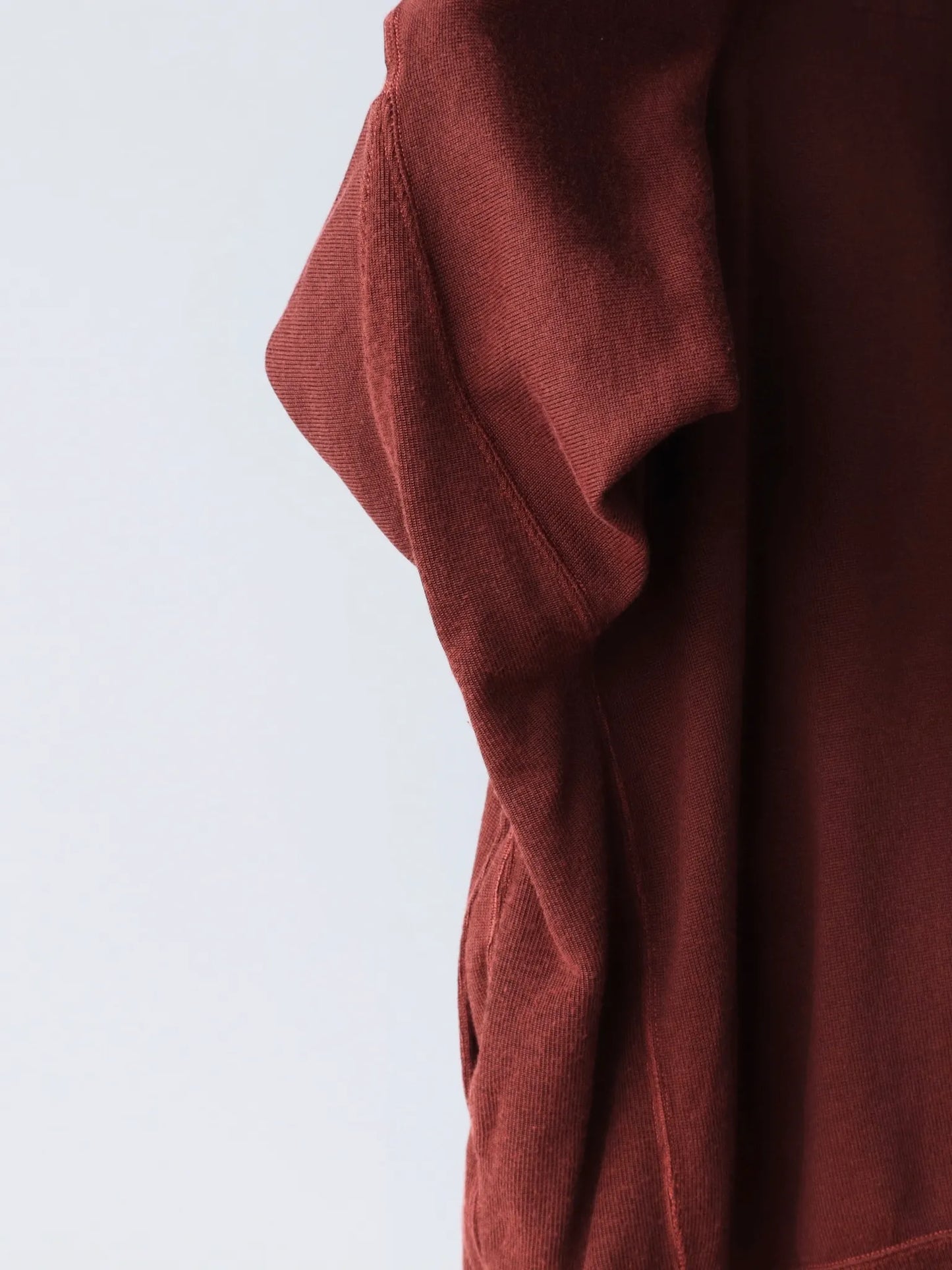 medium-sportswear-warmup-top-shiny-wine-7