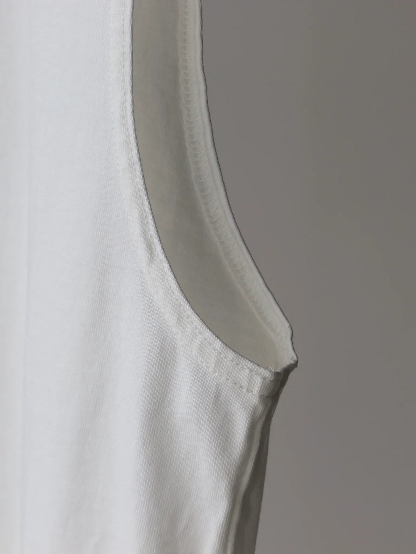 the-inoue-brothers-no-sleeve-top-white-3