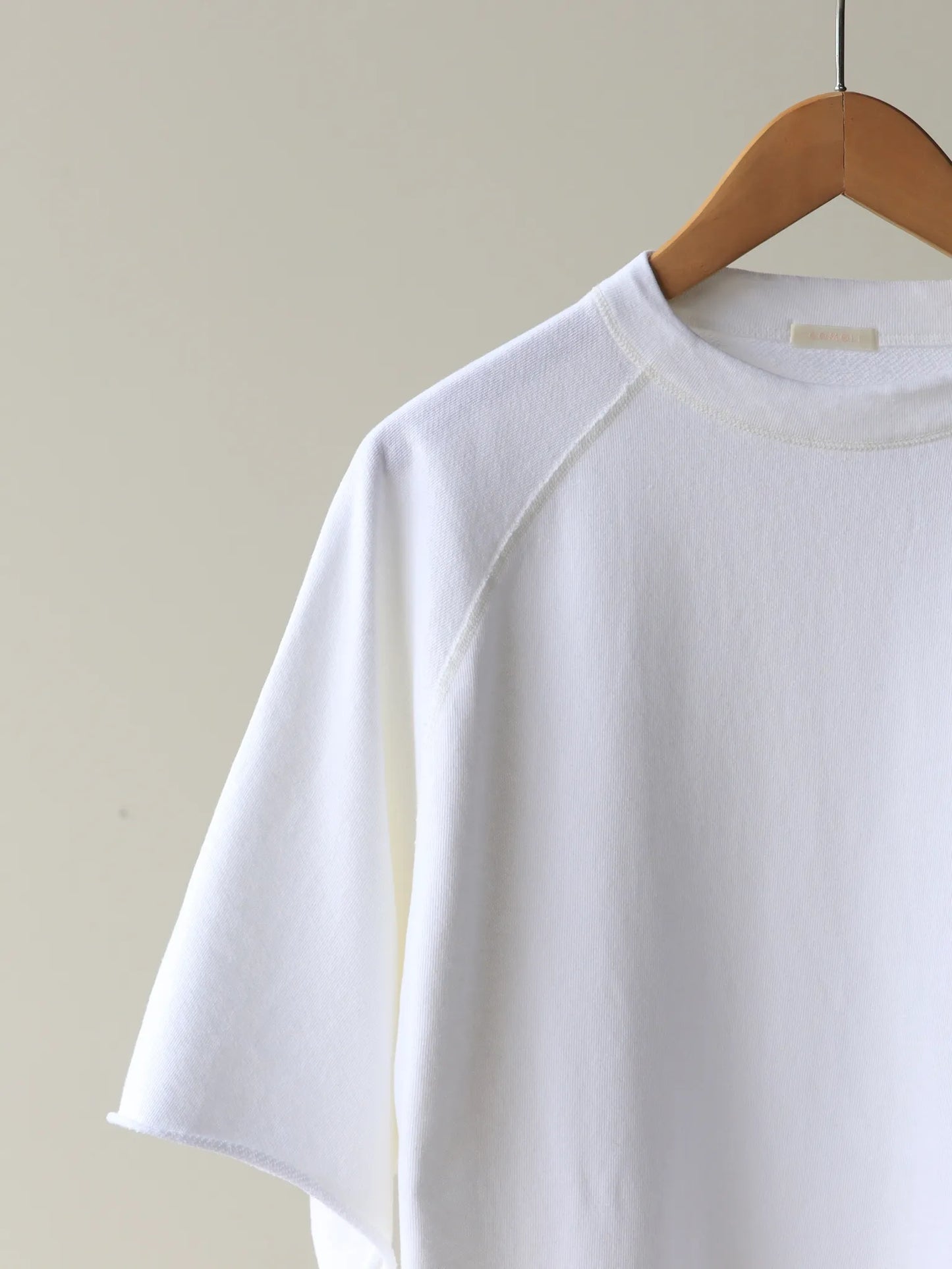 comoli-lwコットン裏毛-半袖クルー-white-2