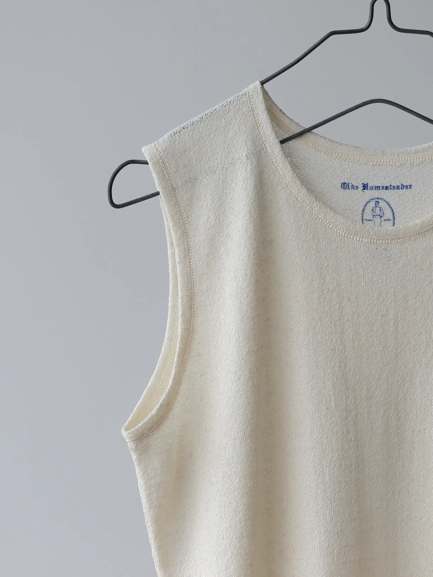 olde-homesteader-youth-sleeveless-shirt-back-crepe-jersy-ecru-3