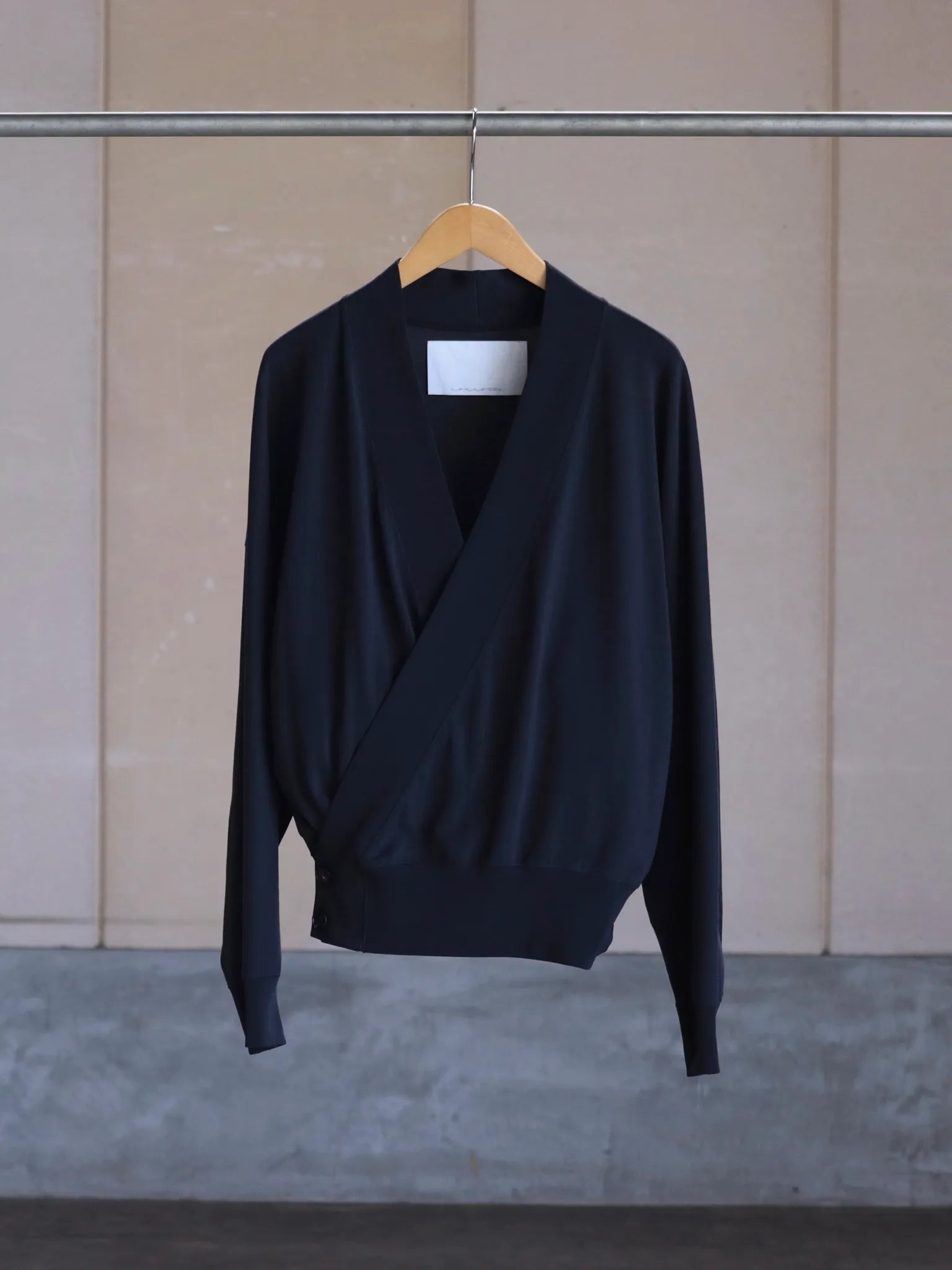 nonnotte-cashecoeur-cardigan-caviar-1