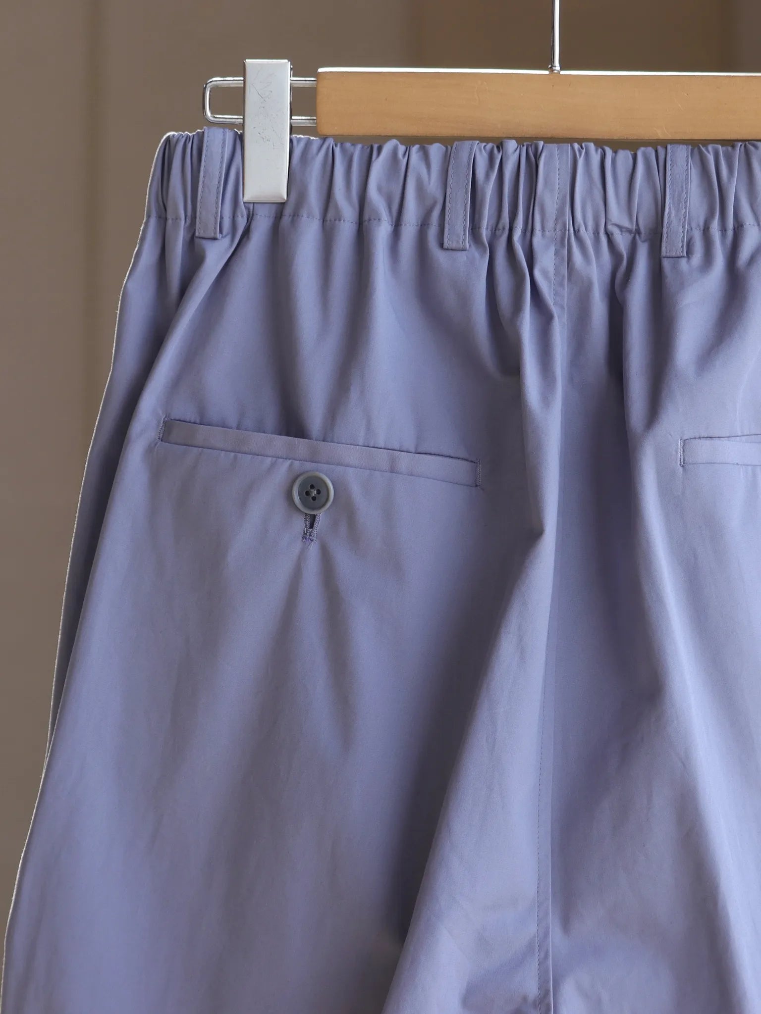 nonnotte-draping-elastic-in-tuck-wide-trousers-blue-granite-7