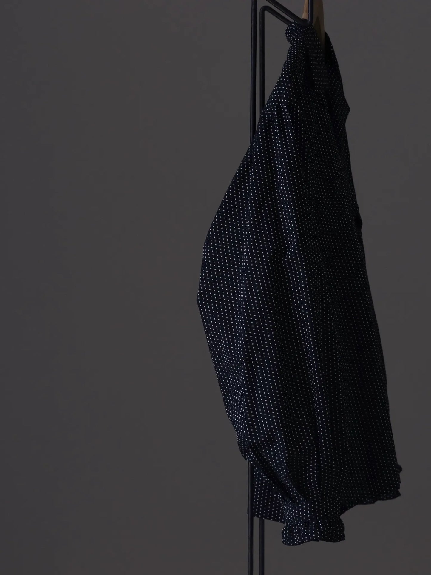sarto-open-collar-blouse-black-o-white-9