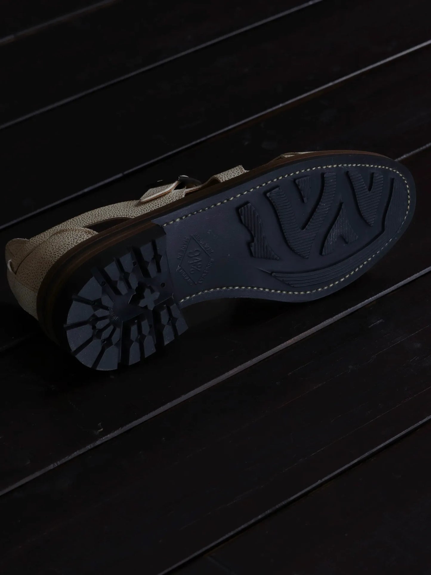 post-production-hunt-sandals-himeji-kurozan-white-8