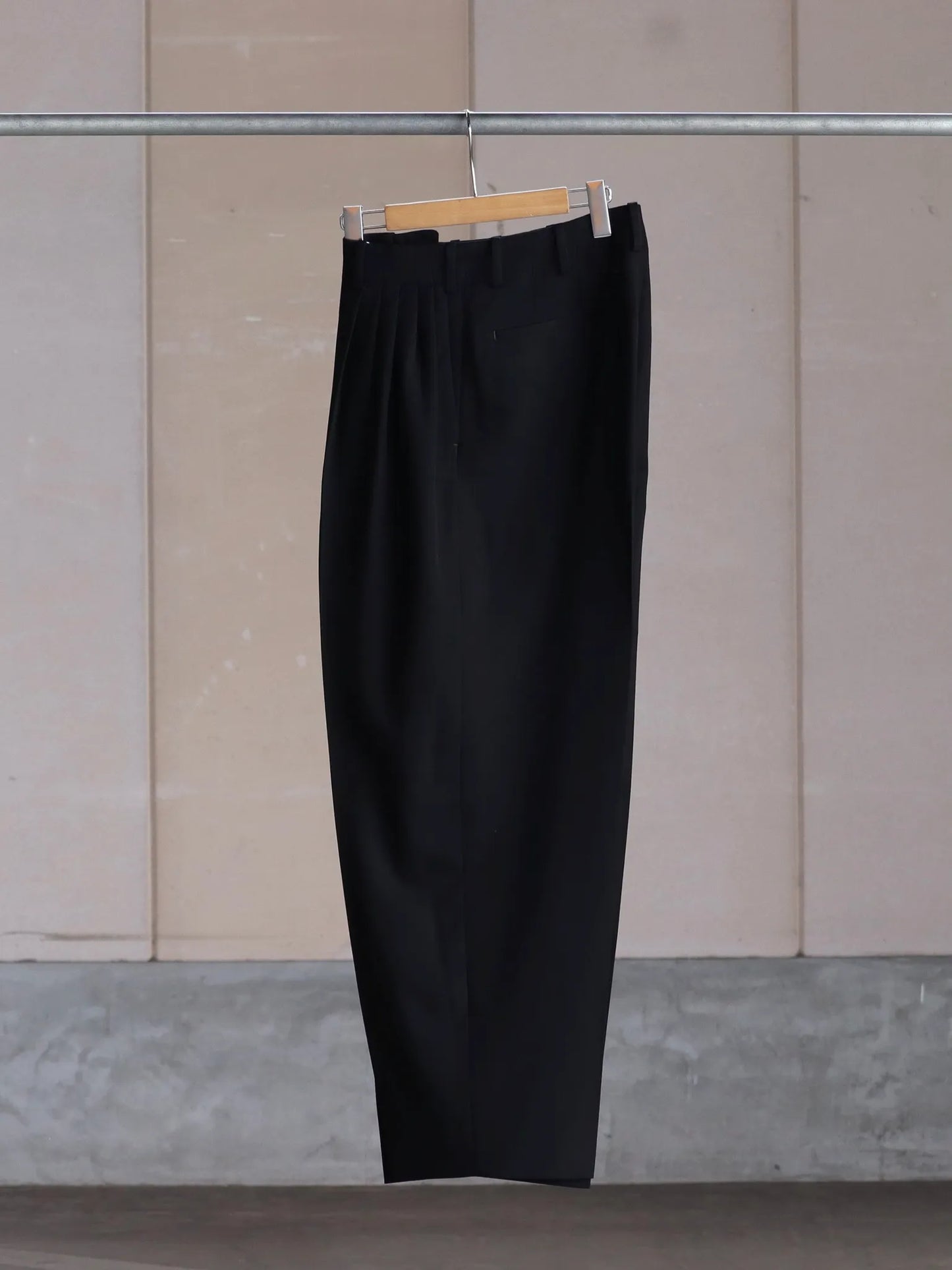 nonnotte | Draping 5-Tuck Wide Trousers Black