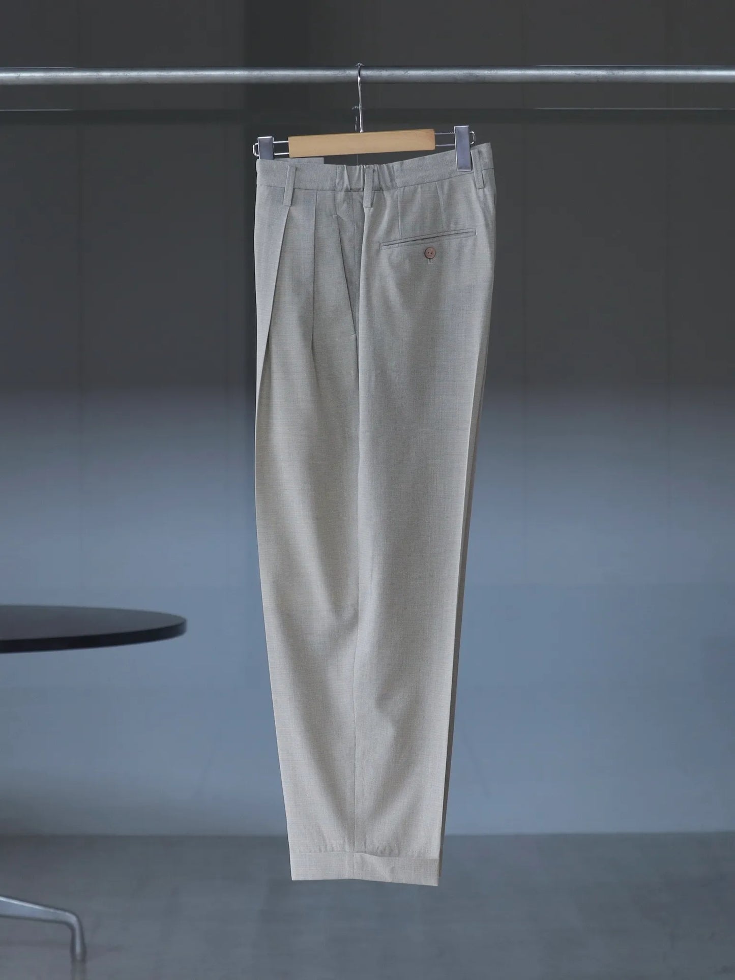 irenisa-two-tucks-tapered-trousers-beige-1