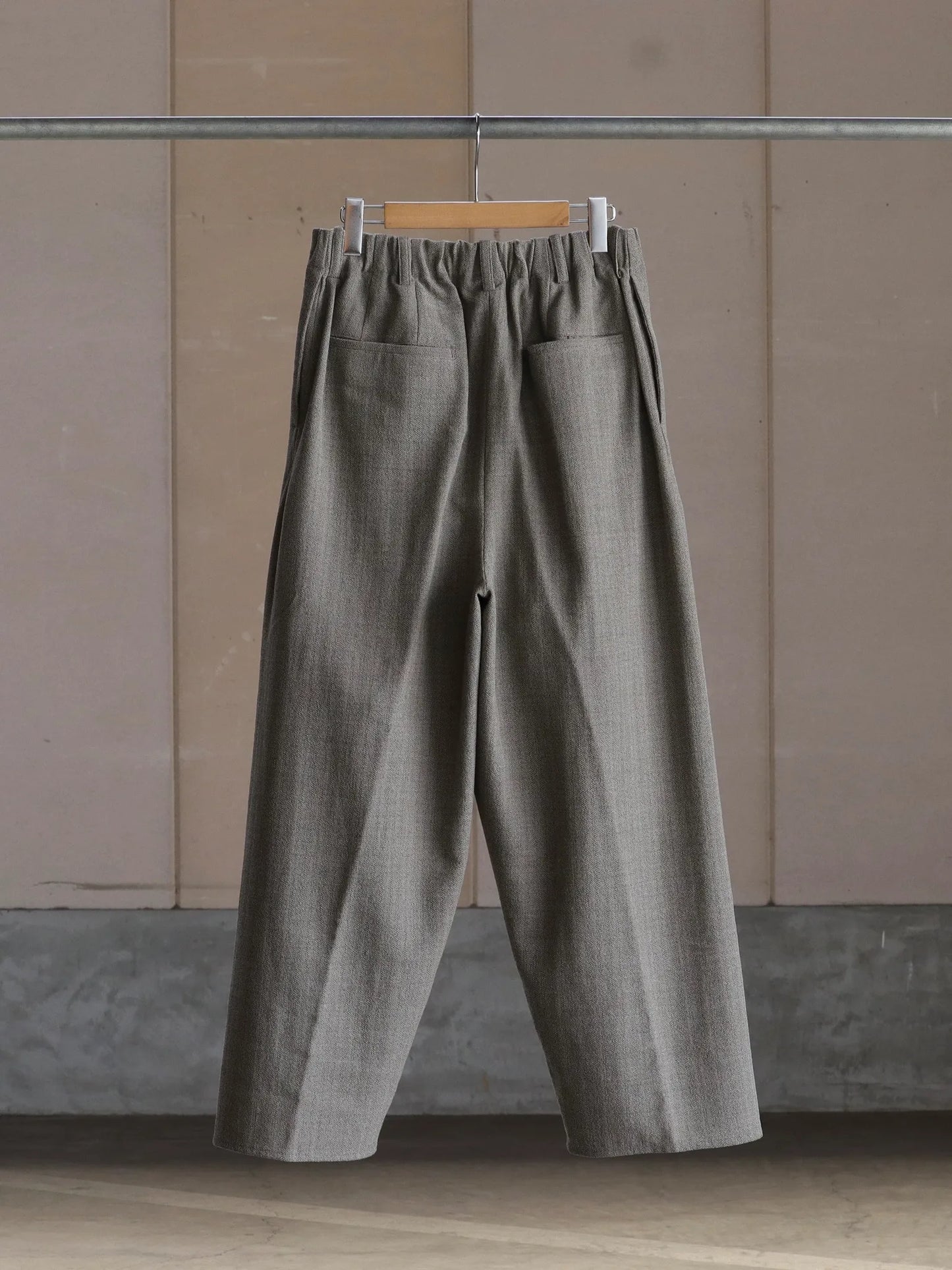 nonnotte | Draping Crotch Box Pleats Trousers Original Geometric Brown Top