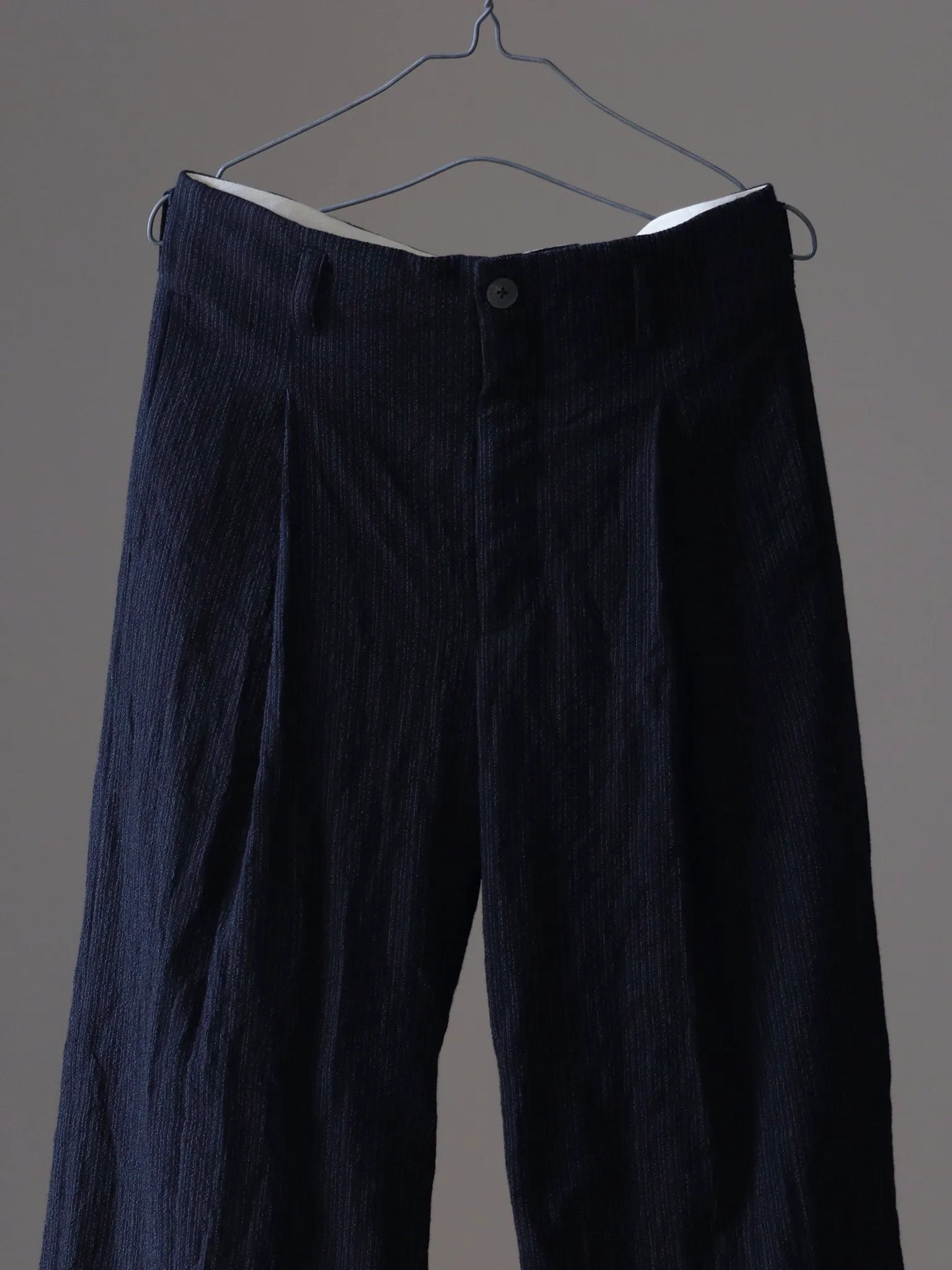 calmlence | SINGLE PLEATED WIDE PANTS BLKST