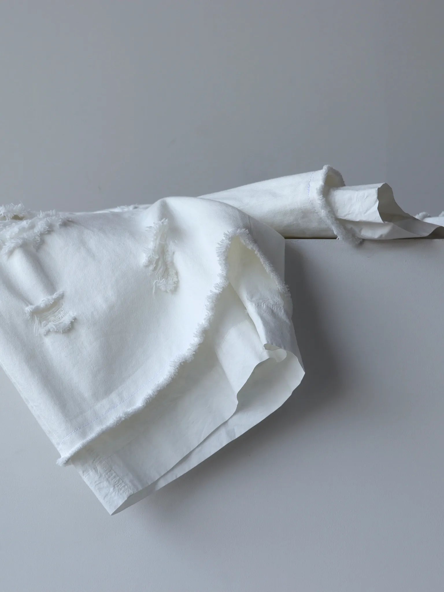 nomat-layered-short-pants-crushed-denim-white-5