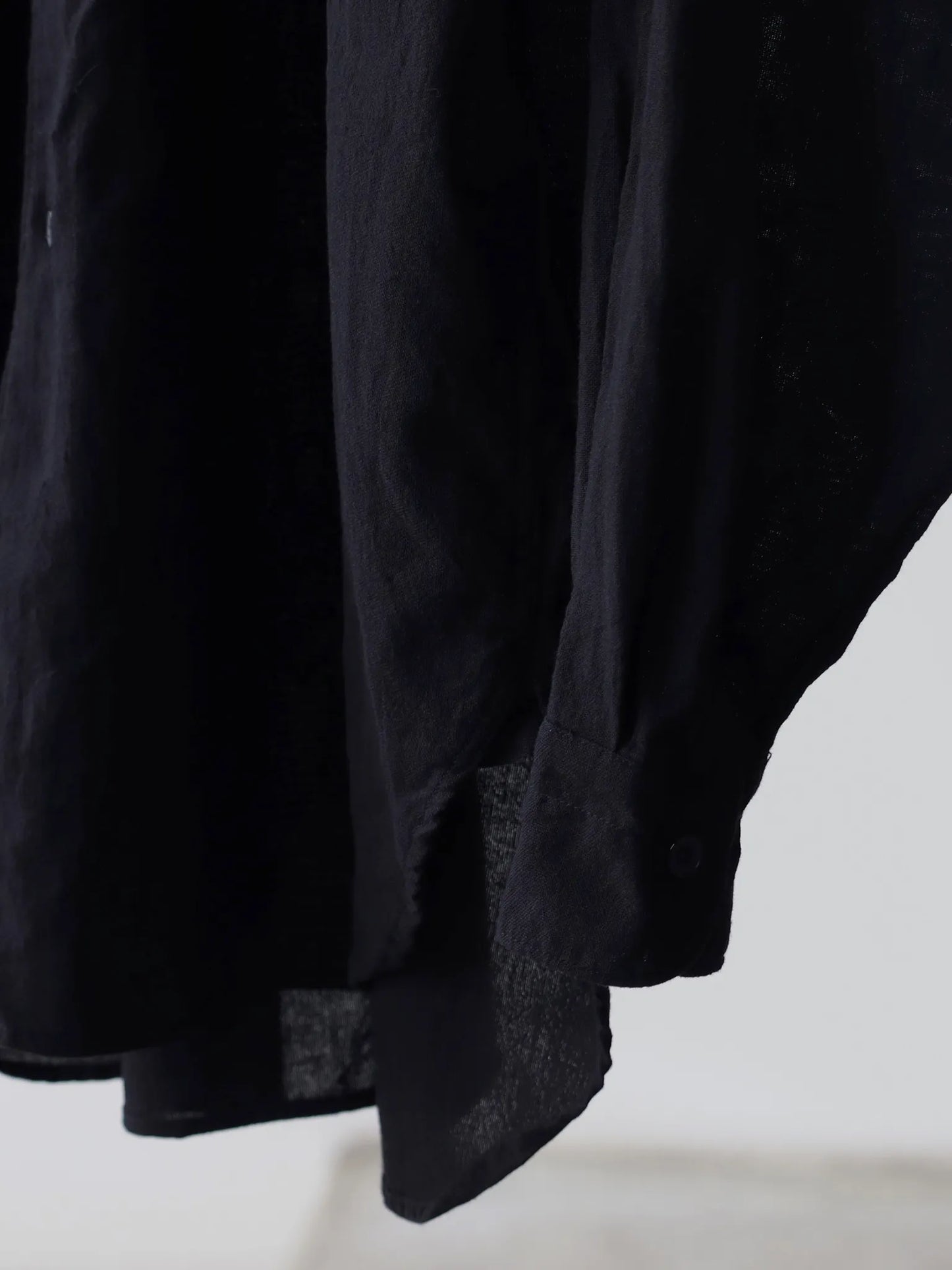 comoli-オックス-シャツ-black-1-5