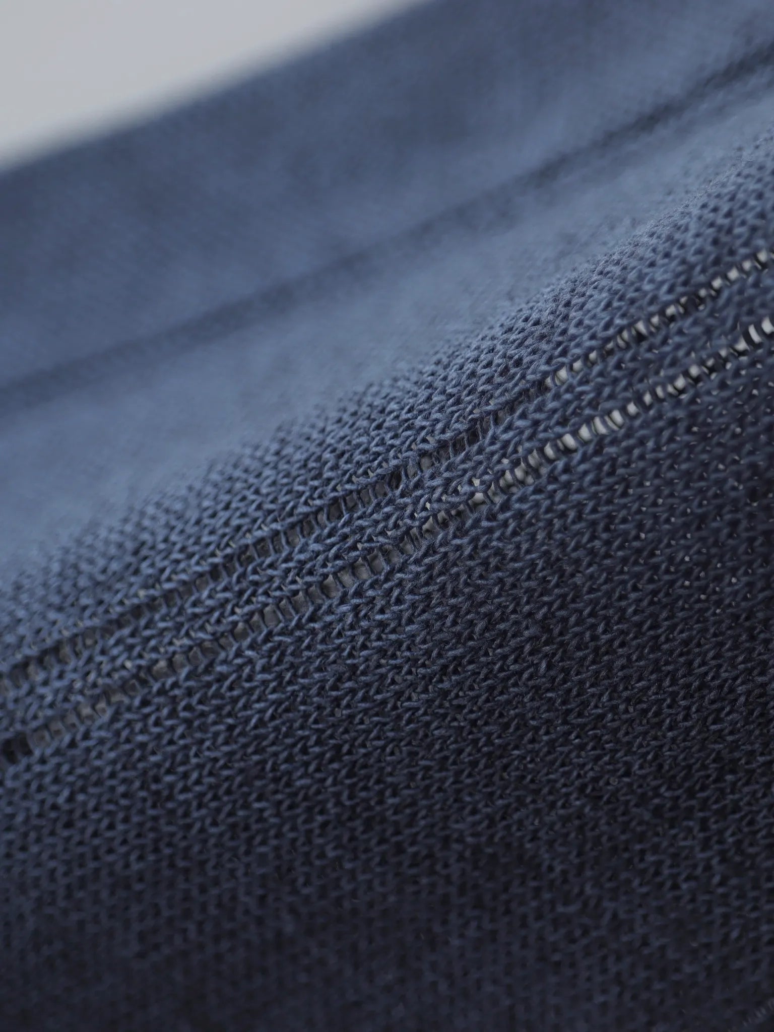 olde-h-daughter-jarijari-silk-shirts-c-d-charcoal-6