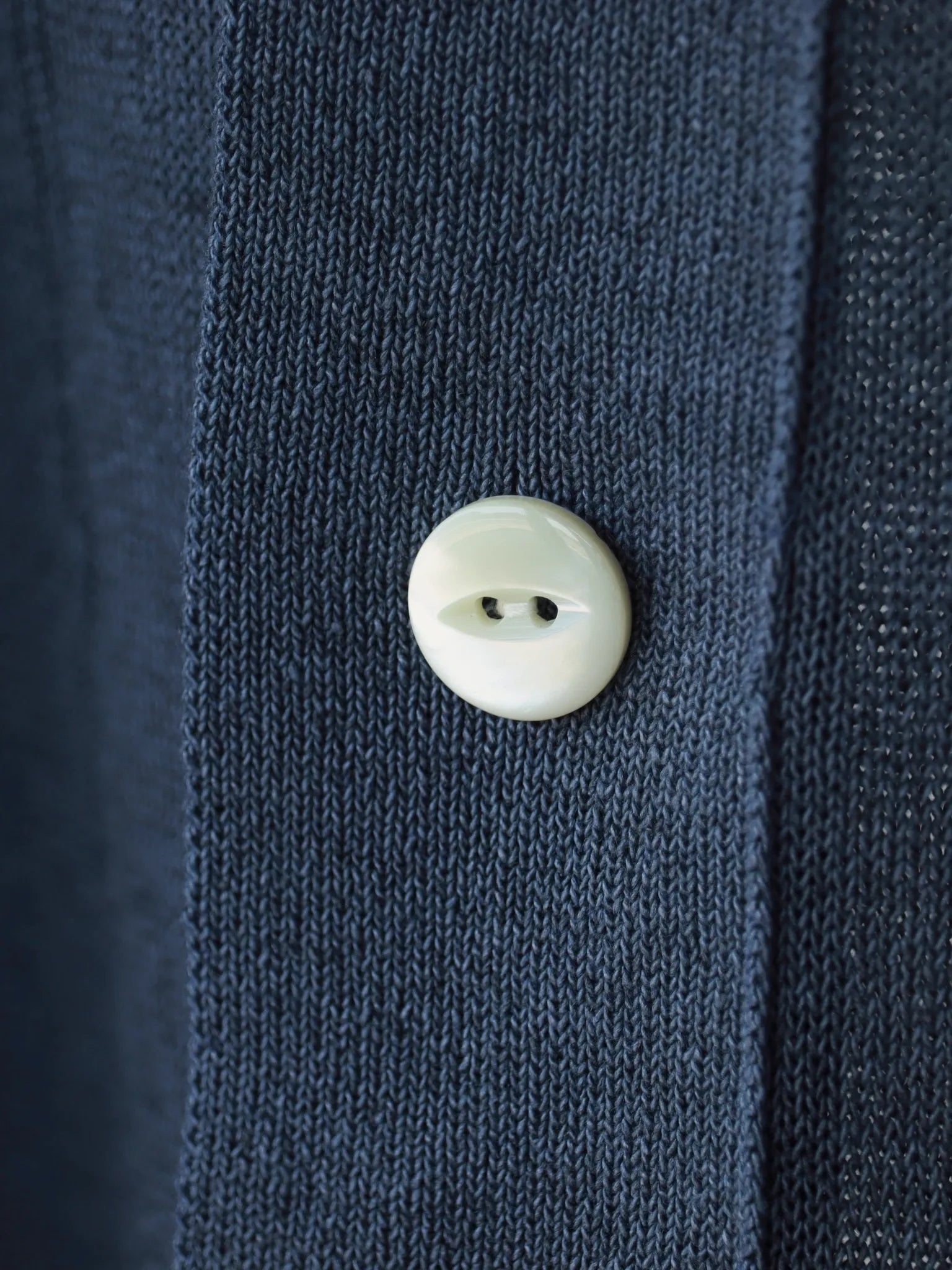 olde-h-daughter-jarijari-silk-shirts-c-d-charcoal-7