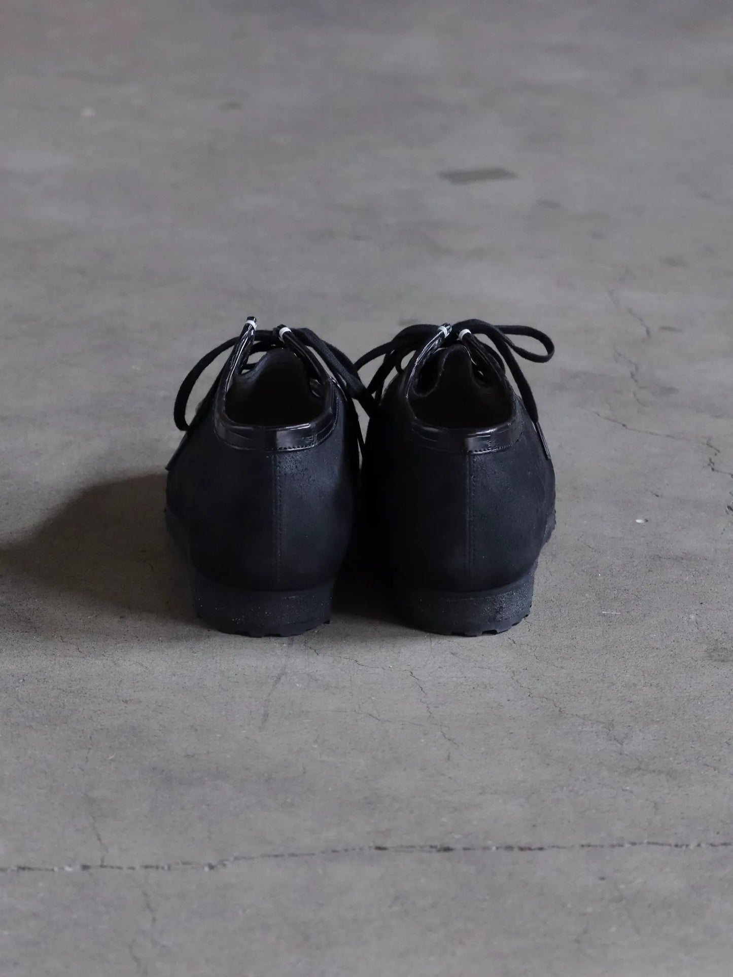 petrosolaum-tyrolean-crocodile-horse-reverse-black-3