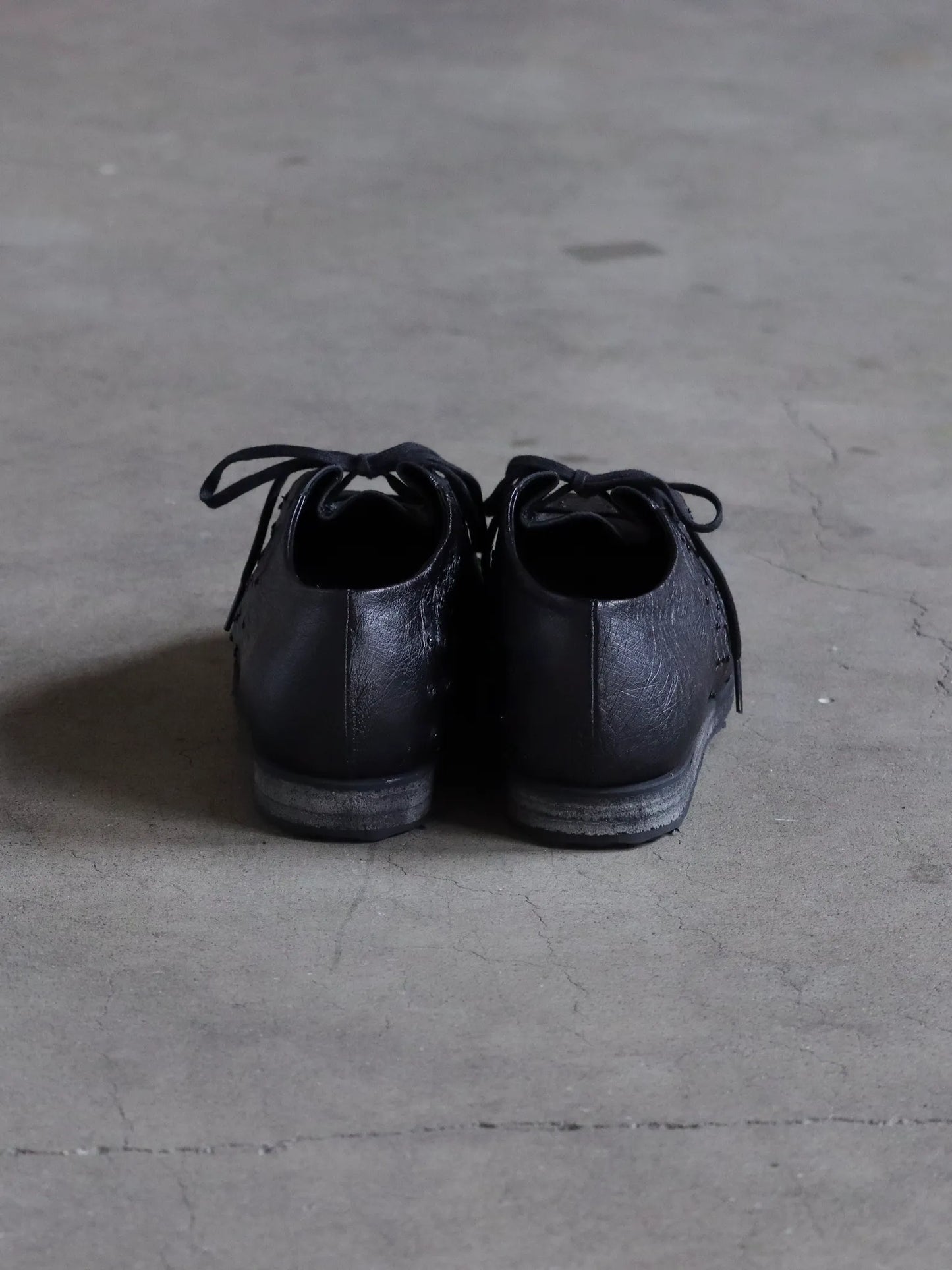 petrosolaum-drawstring-black-3