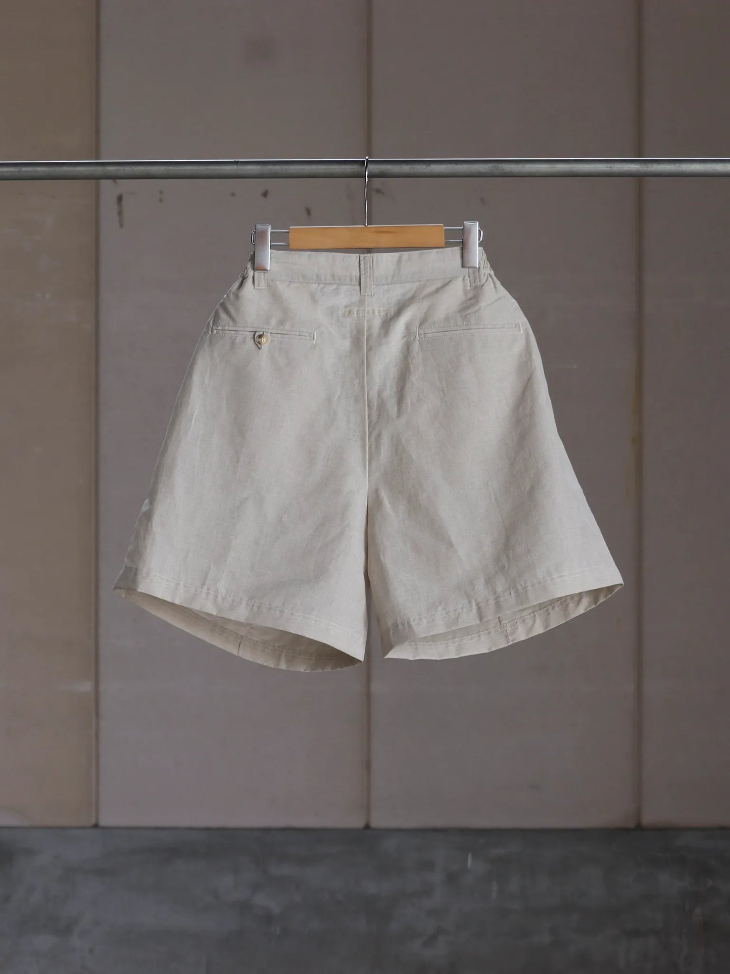 ye-olde-and-new-man-randonneur03-chinos-short-ecru-4