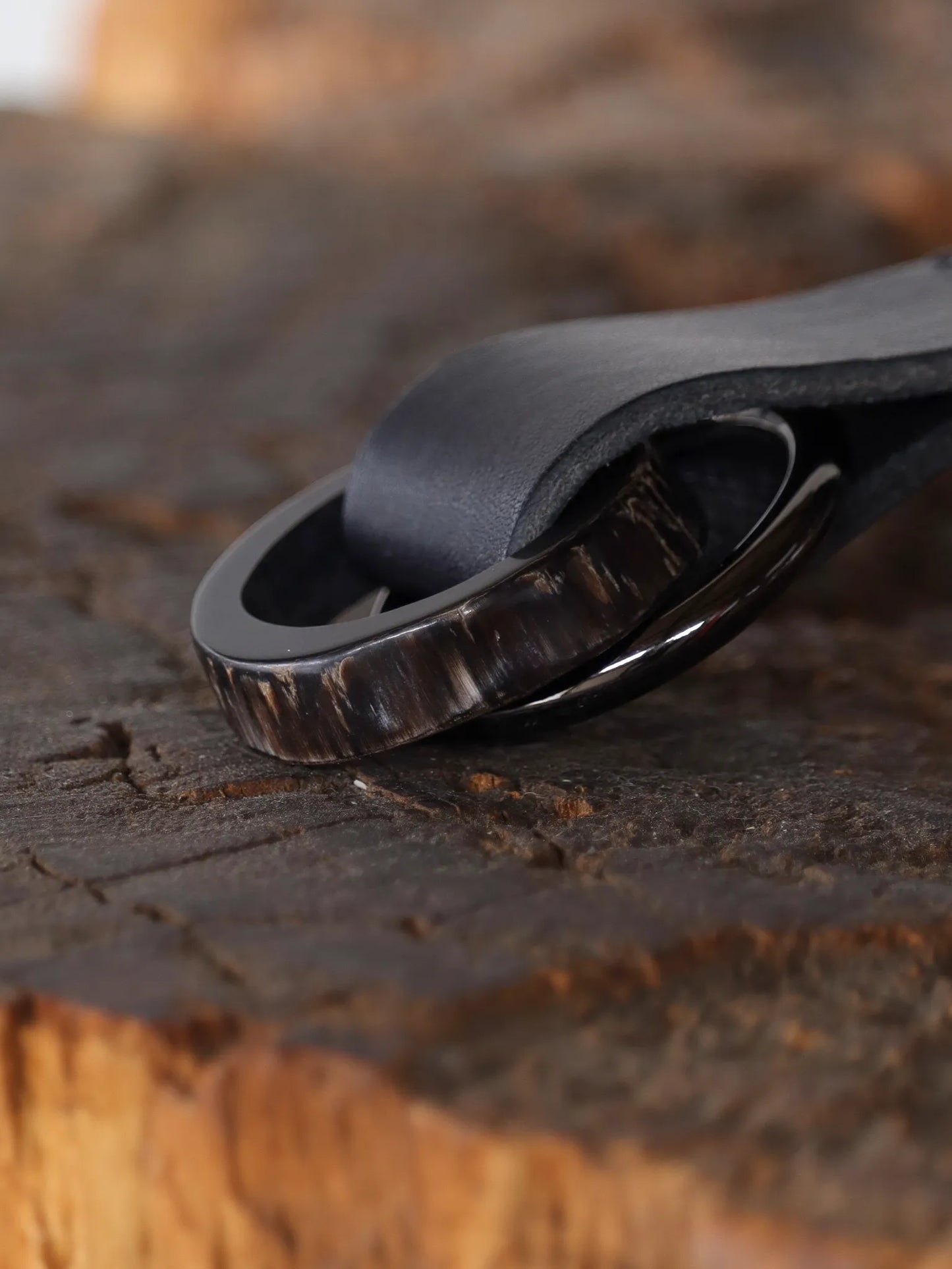 nobuyuki-matsui-horn-buckle-leather-belt-blacknatural-2