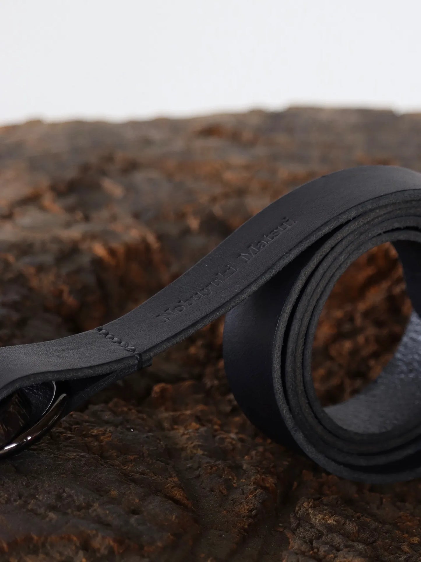 nobuyuki-matsui-horn-buckle-leather-belt-blacknatural-3