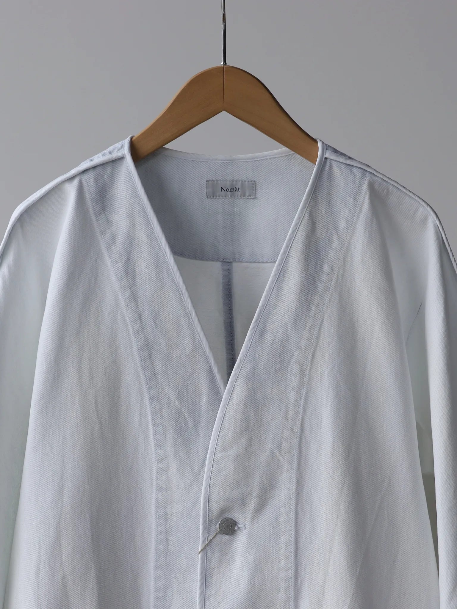 nomat-circle-jaclet-paint-extreme-bleach-snow-white-2