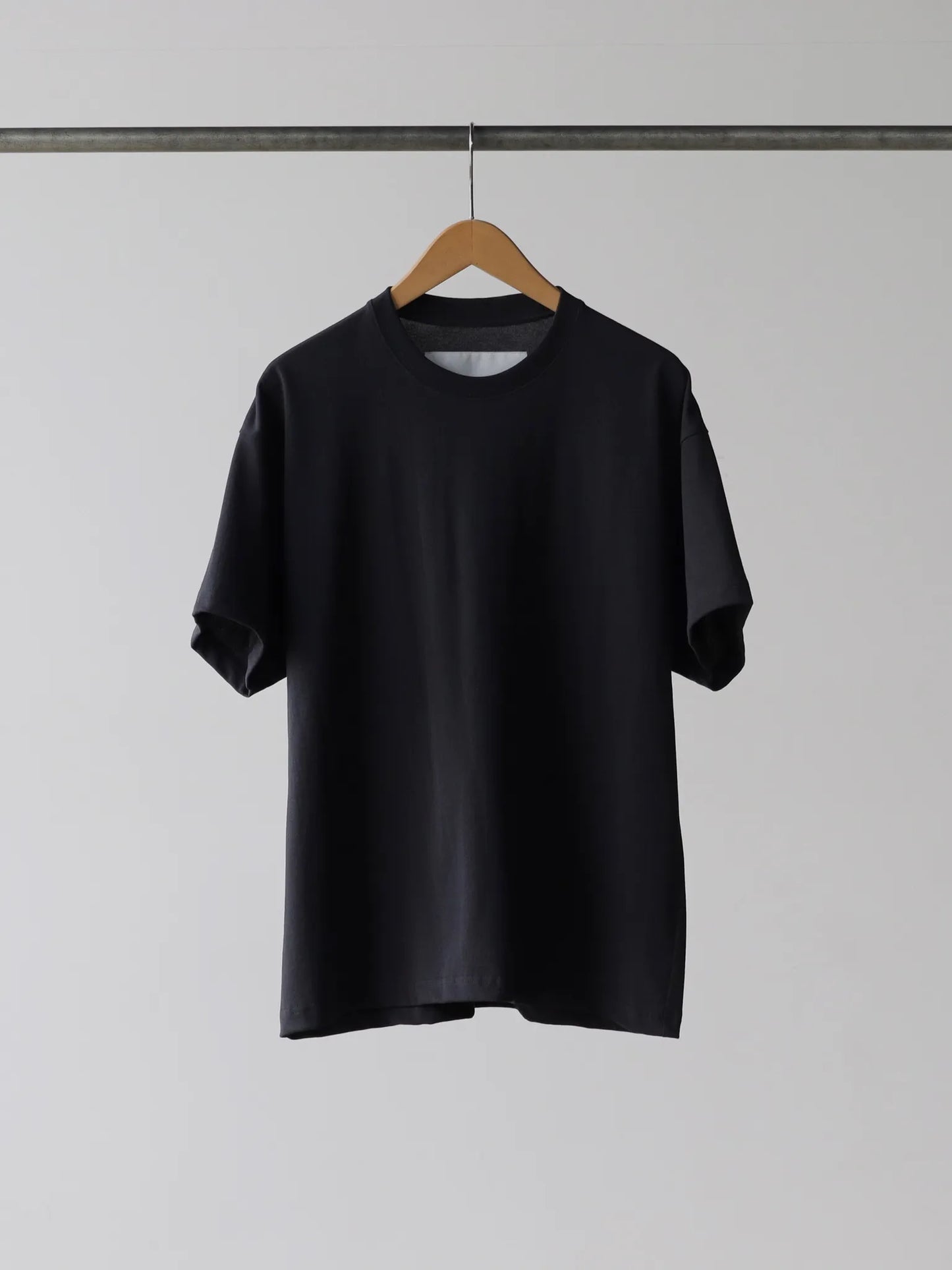 nonnotte-new-standard-t-shirt-caviar-1