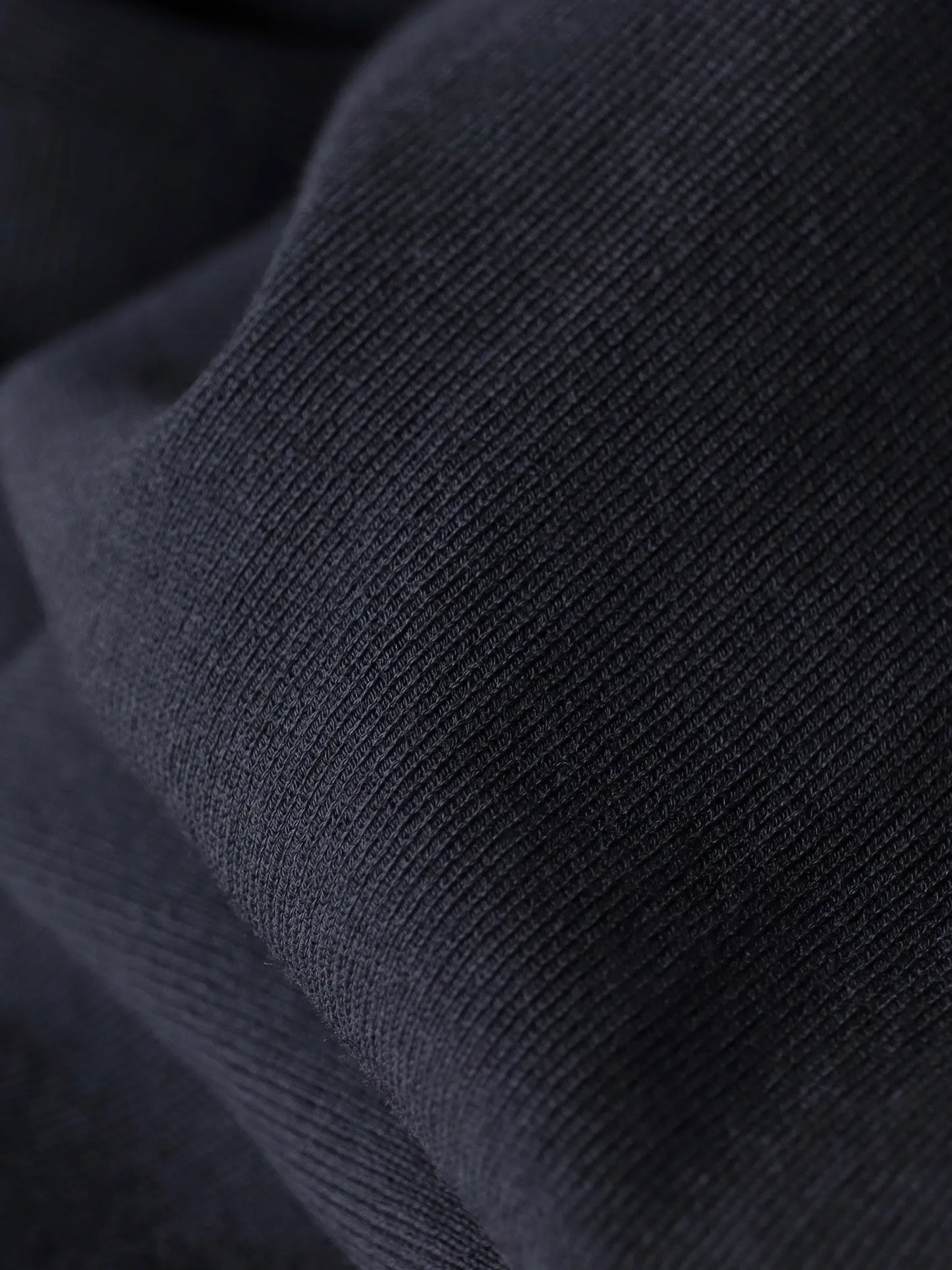 nonnotte-new-standard-t-shirt-caviar-6