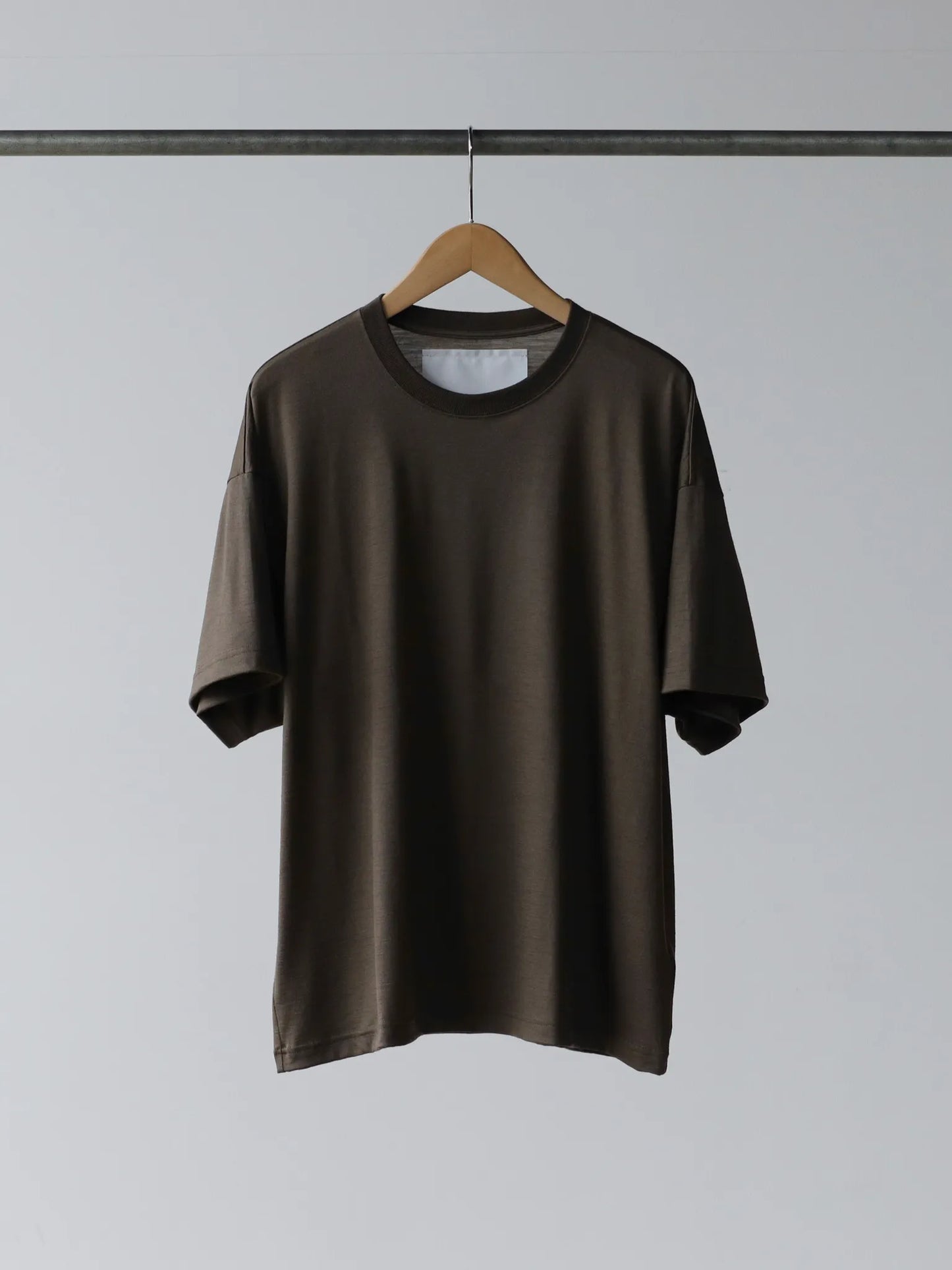 nonnotte-new-standard-t-shirt-olive-brown-1