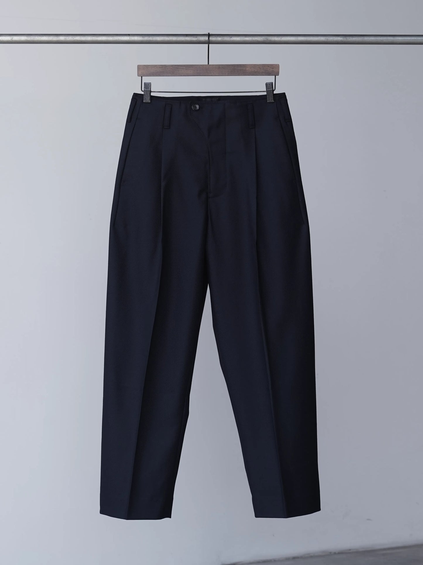 山内 | ヘビーウールツイル・サイドシームレスパンツ dark navy