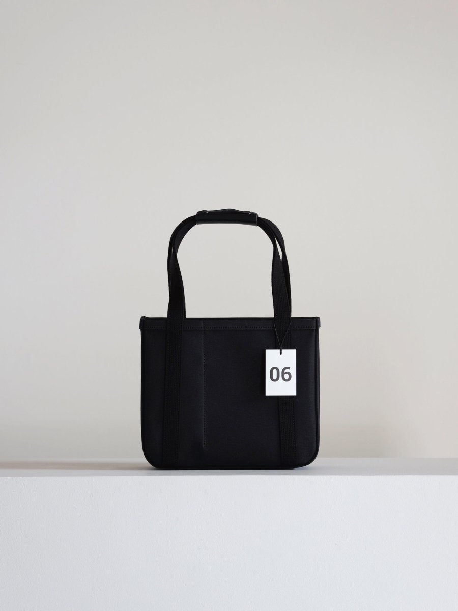 chacoli-frame-tote-06-black-1