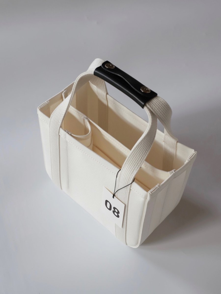 chacoli-frame-tote-08-white-5