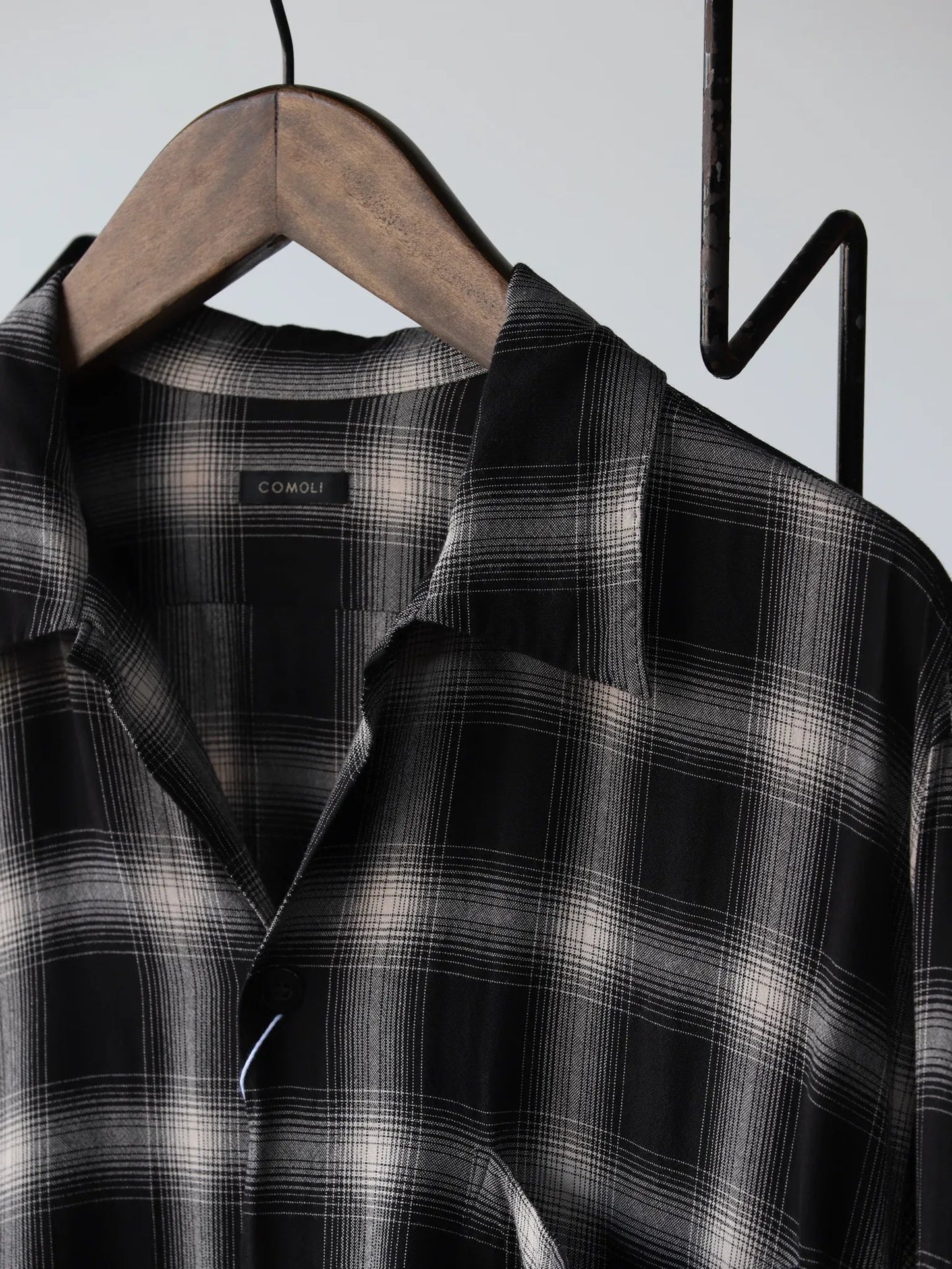 comoli-rayon-check-open-collar-shirt-check-8