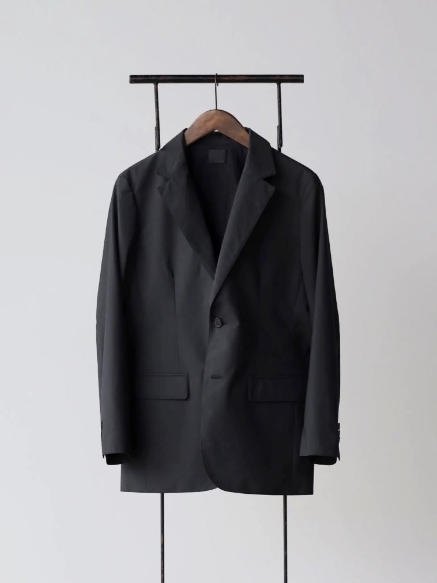 yamauchi-no-mulesing-wool-tailored-jacket-black-khaki-1